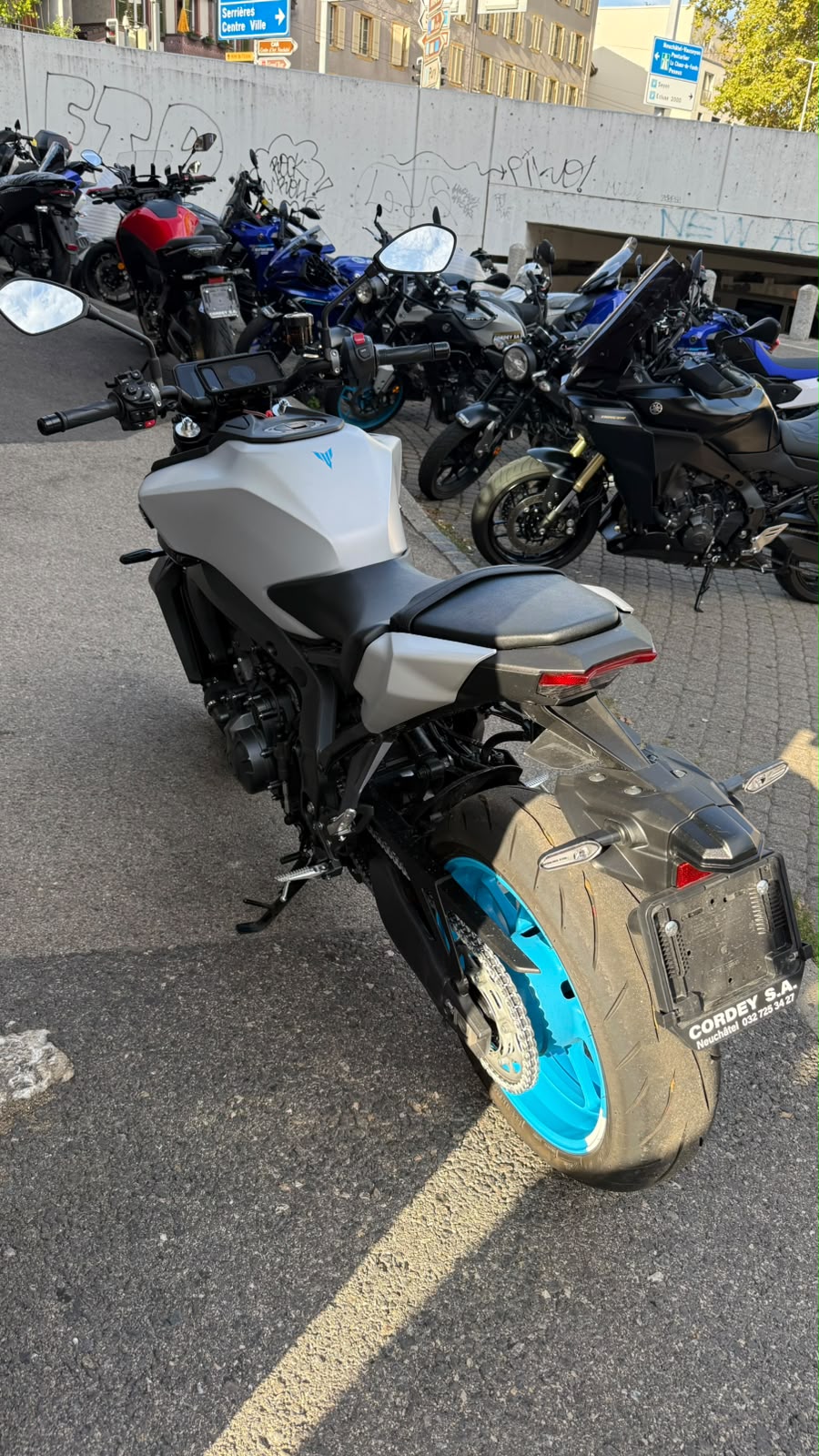 YAMAHA MT-09 (35kW)-showroom-element-2
