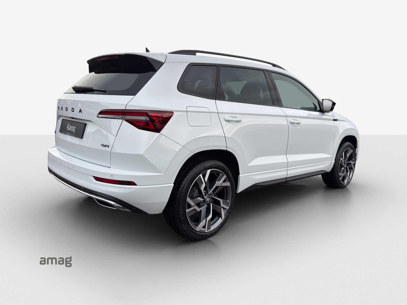SKODA Karoq 2.0 TSI SportLine 4x4 DSG-image-4