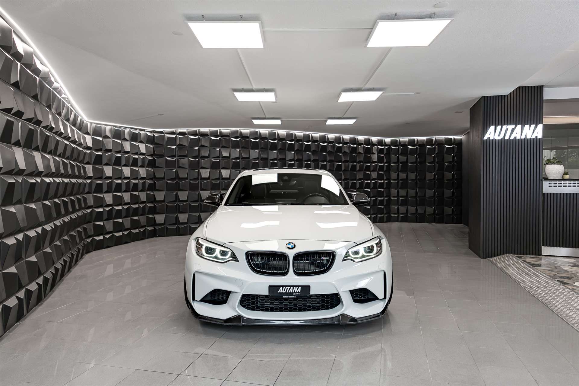 BMW M2 Drivelogic-image-3