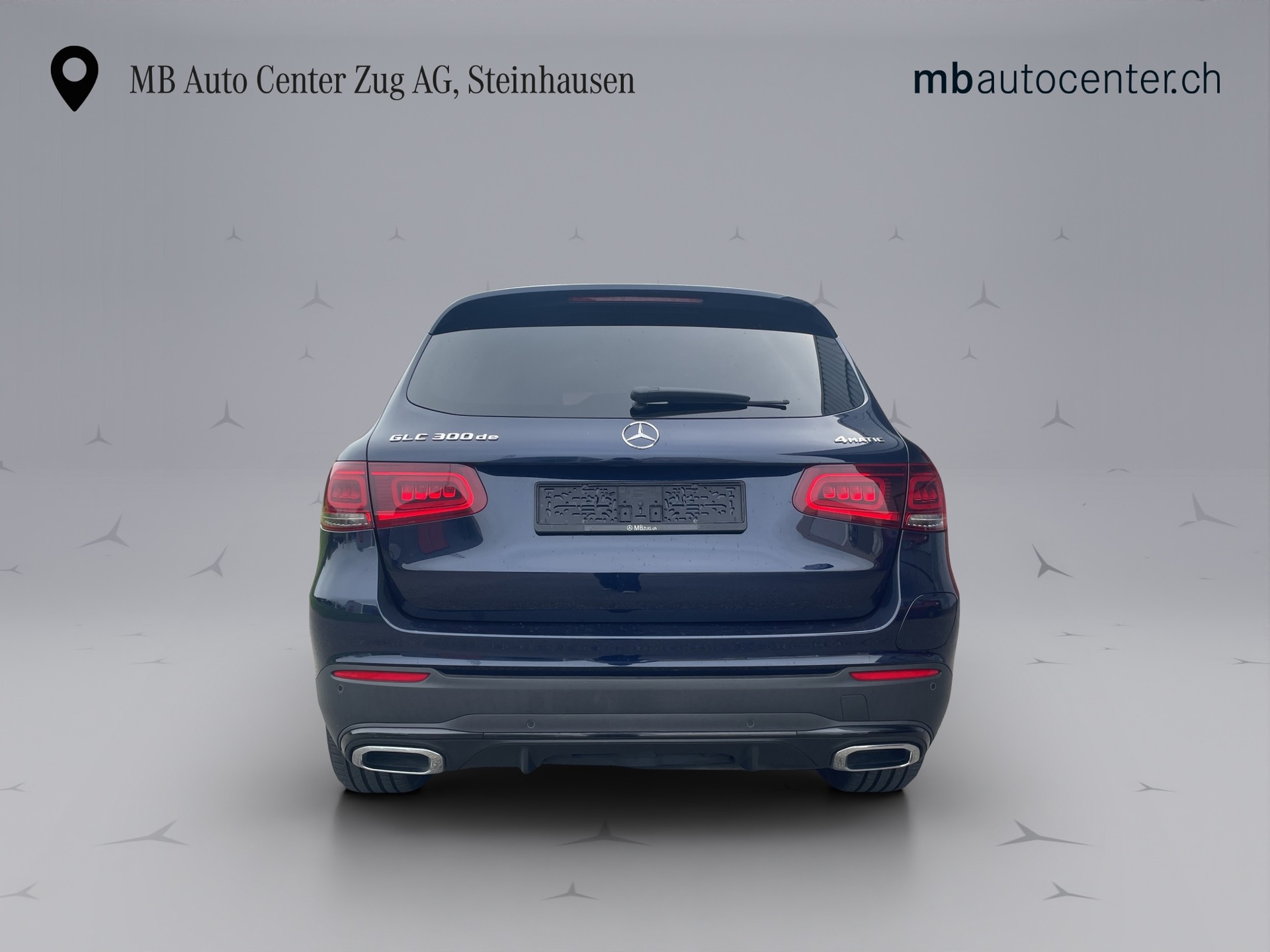 MERCEDES-BENZ GLC 300 de AMG Line 4m-image-4