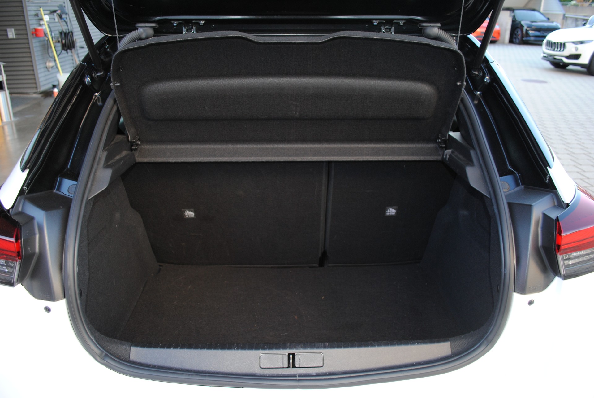 OPEL Corsa 1.2 TP GS-Line-image-18