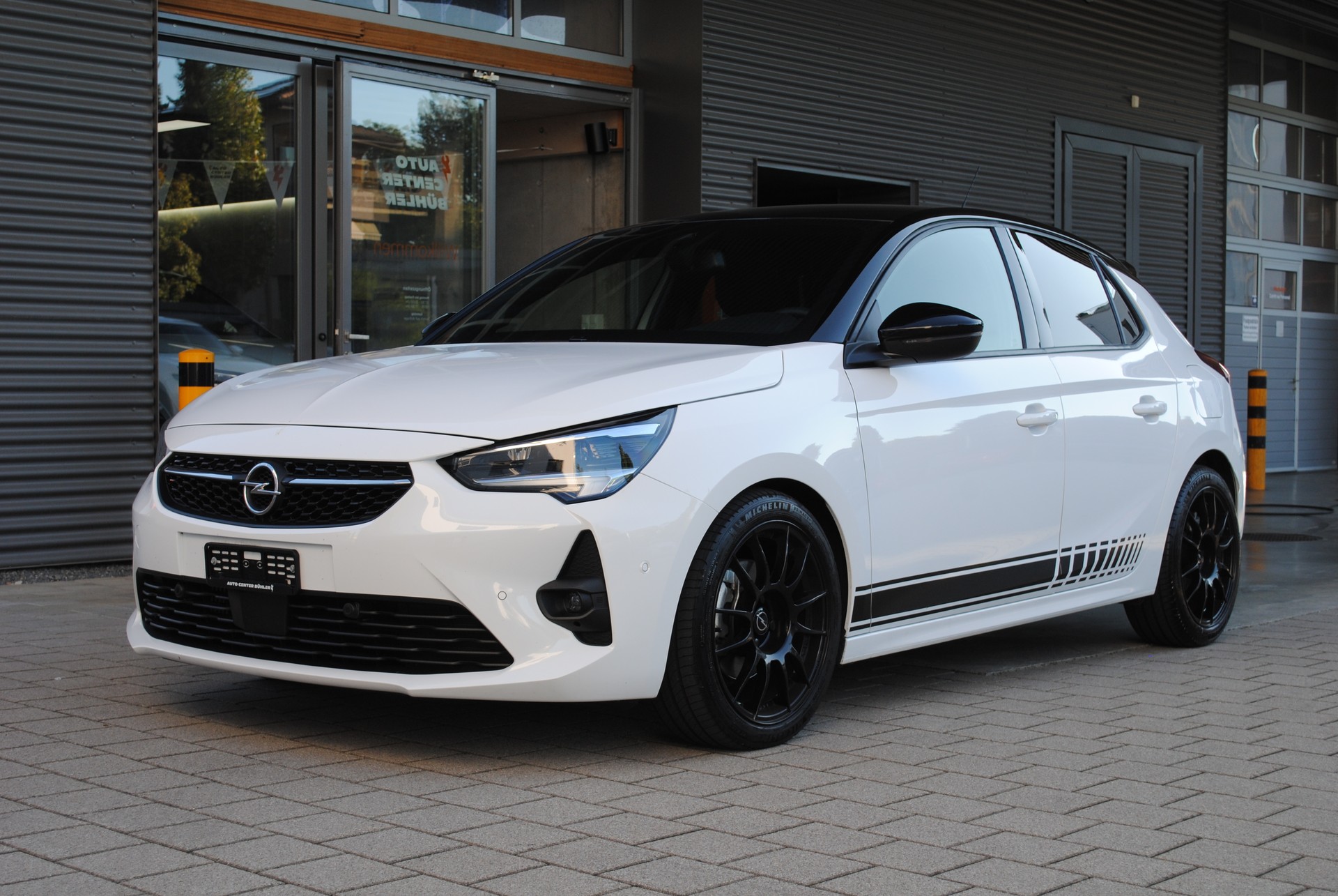 OPEL Corsa 1.2 TP GS-Line-showroom-element-3