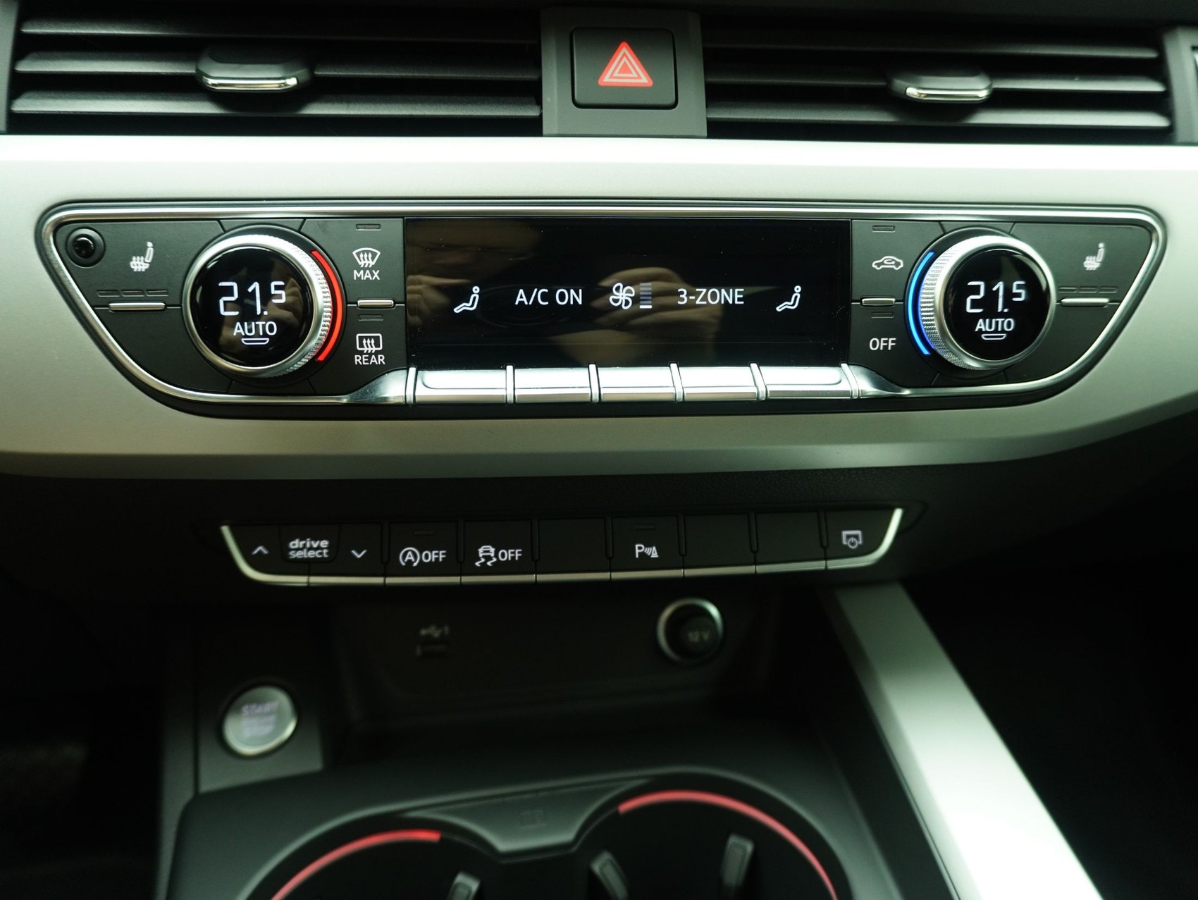 AUDI A4 40 TFSI S line S-Tronic-image-14