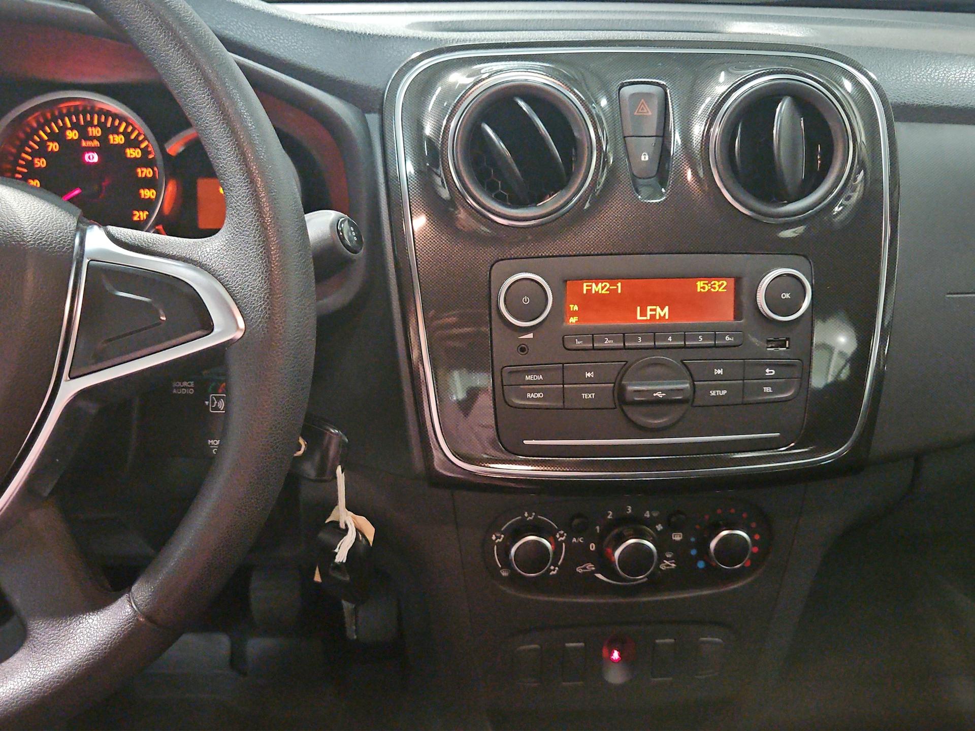 DACIA Sandero 1.0 Comfort-image-11