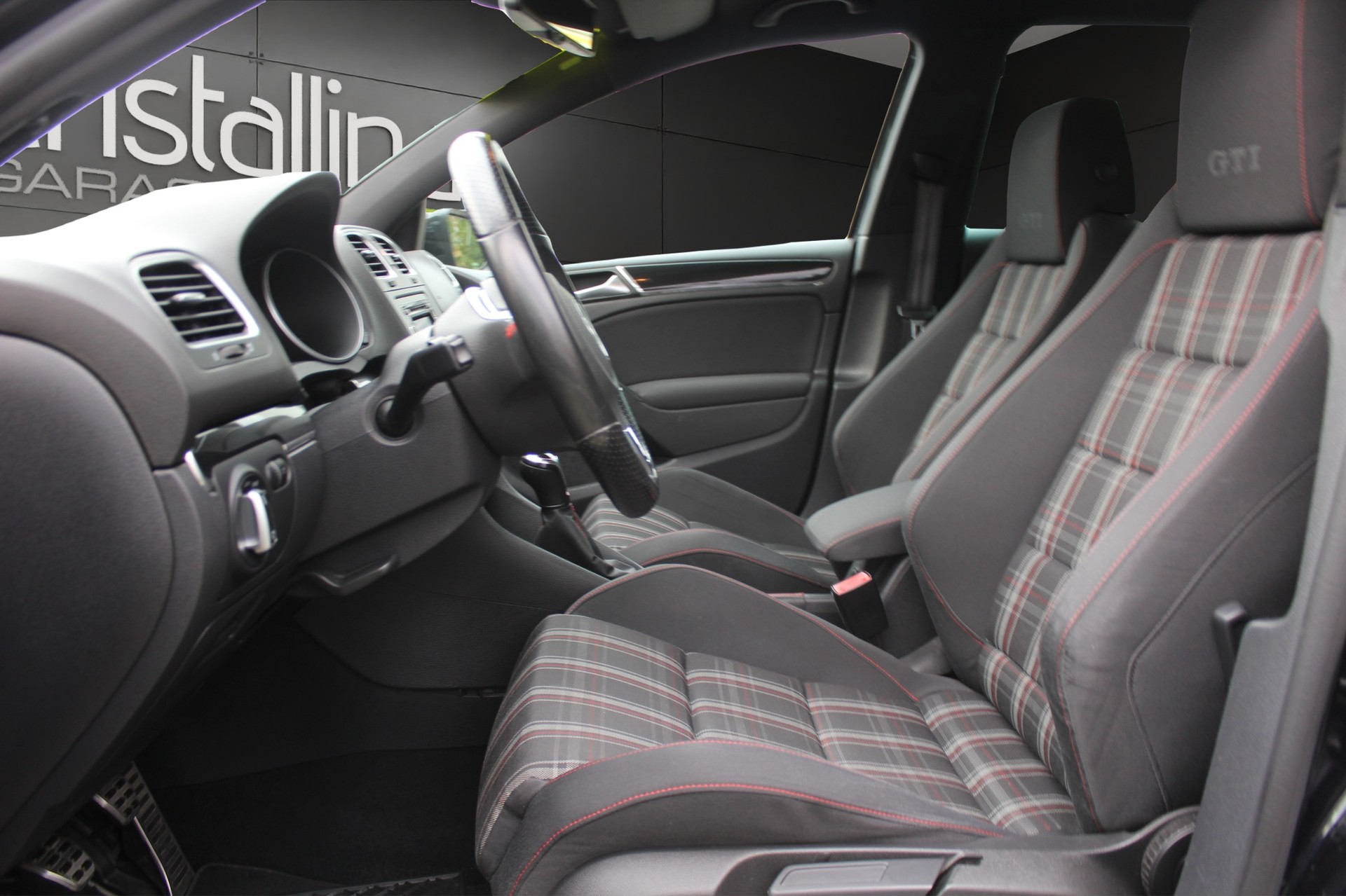 VW Golf VI 2.0 TSI GTI-image-6
