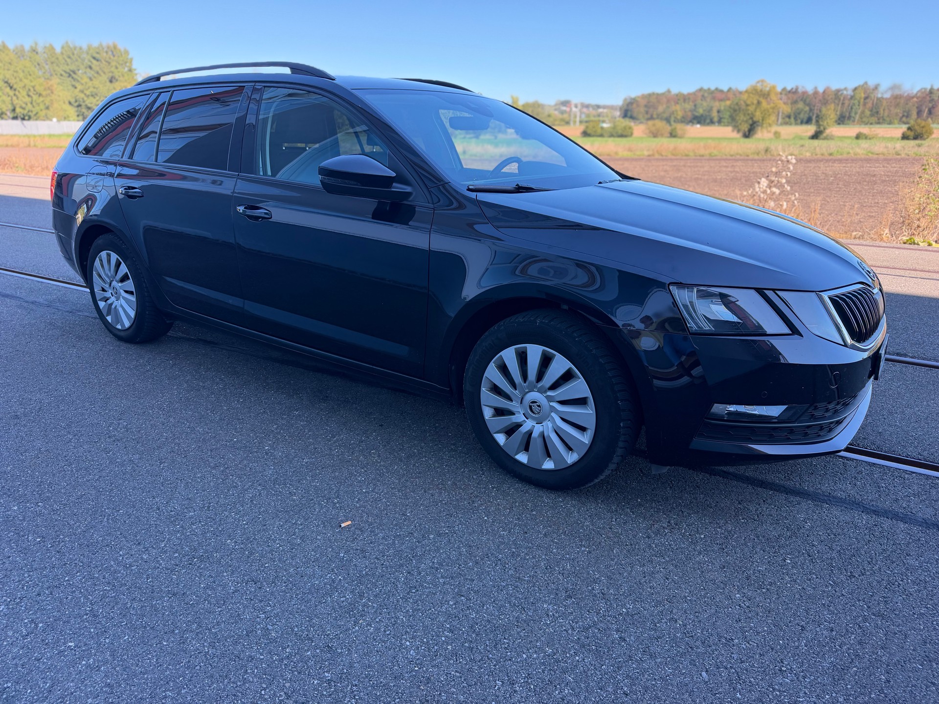 SKODA Octavia Combi 1.5 TSI Style DSG-image-3