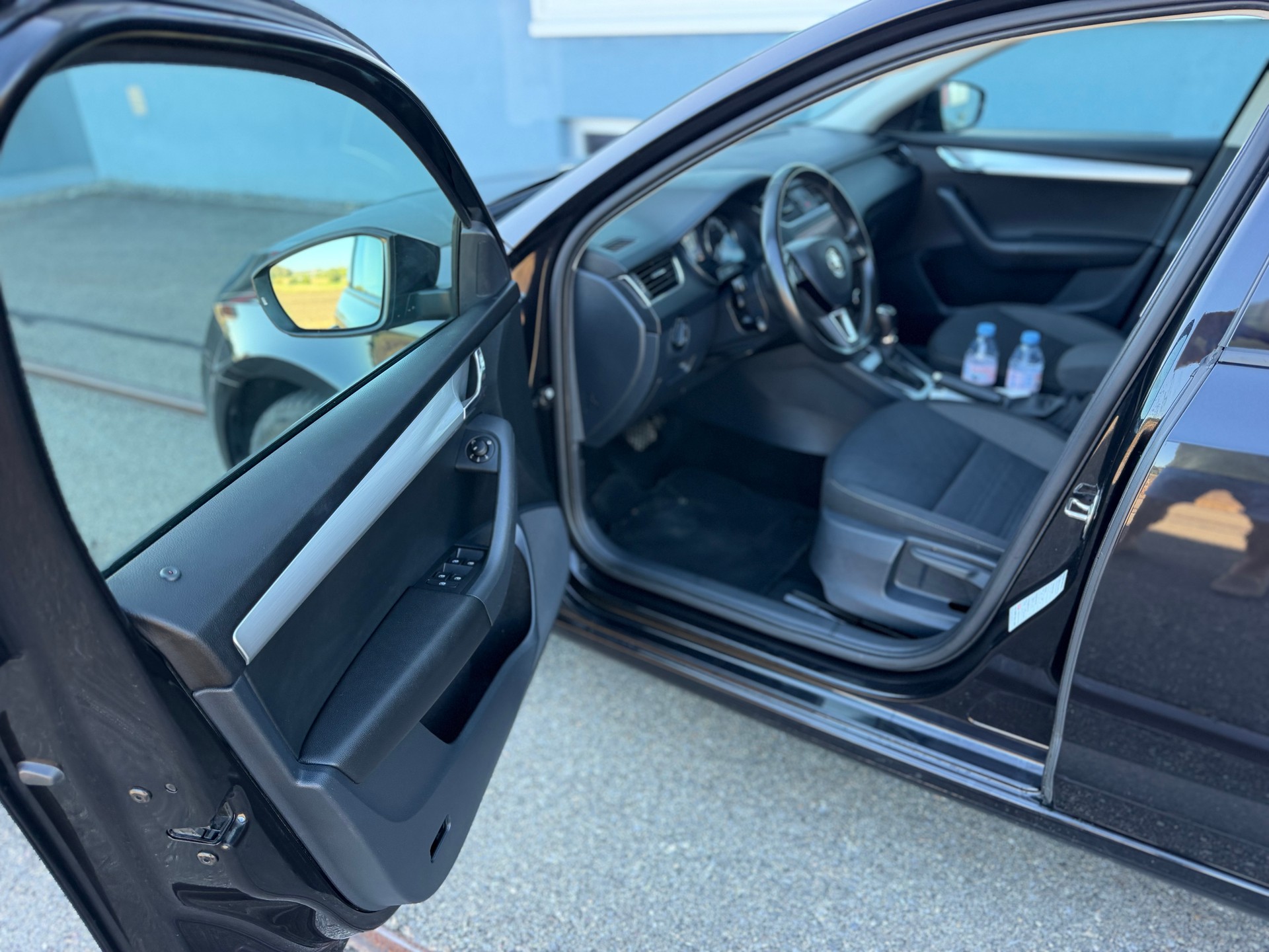SKODA Octavia Combi 1.5 TSI Style DSG-image-14