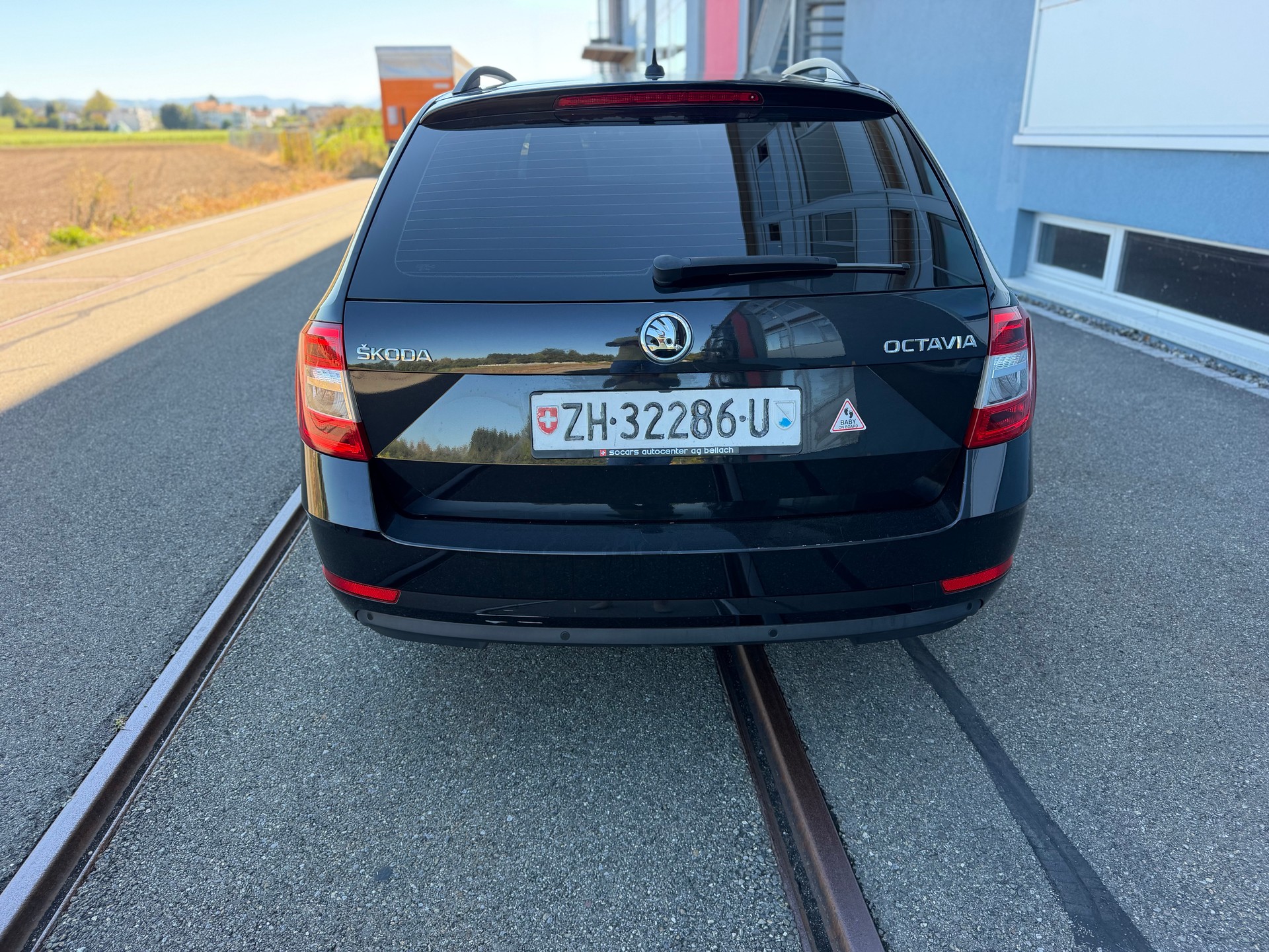 SKODA Octavia Combi 1.5 TSI Style DSG-image-5