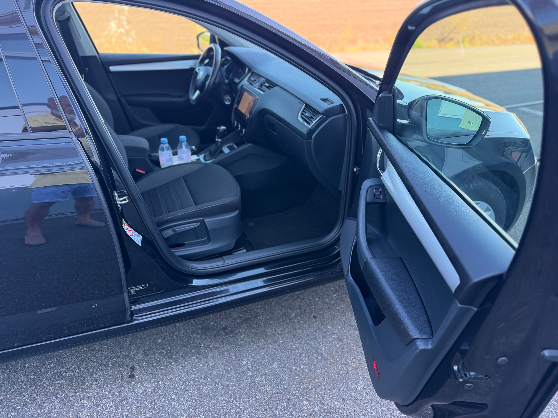 SKODA Octavia Combi 1.5 TSI Style DSG-image-12