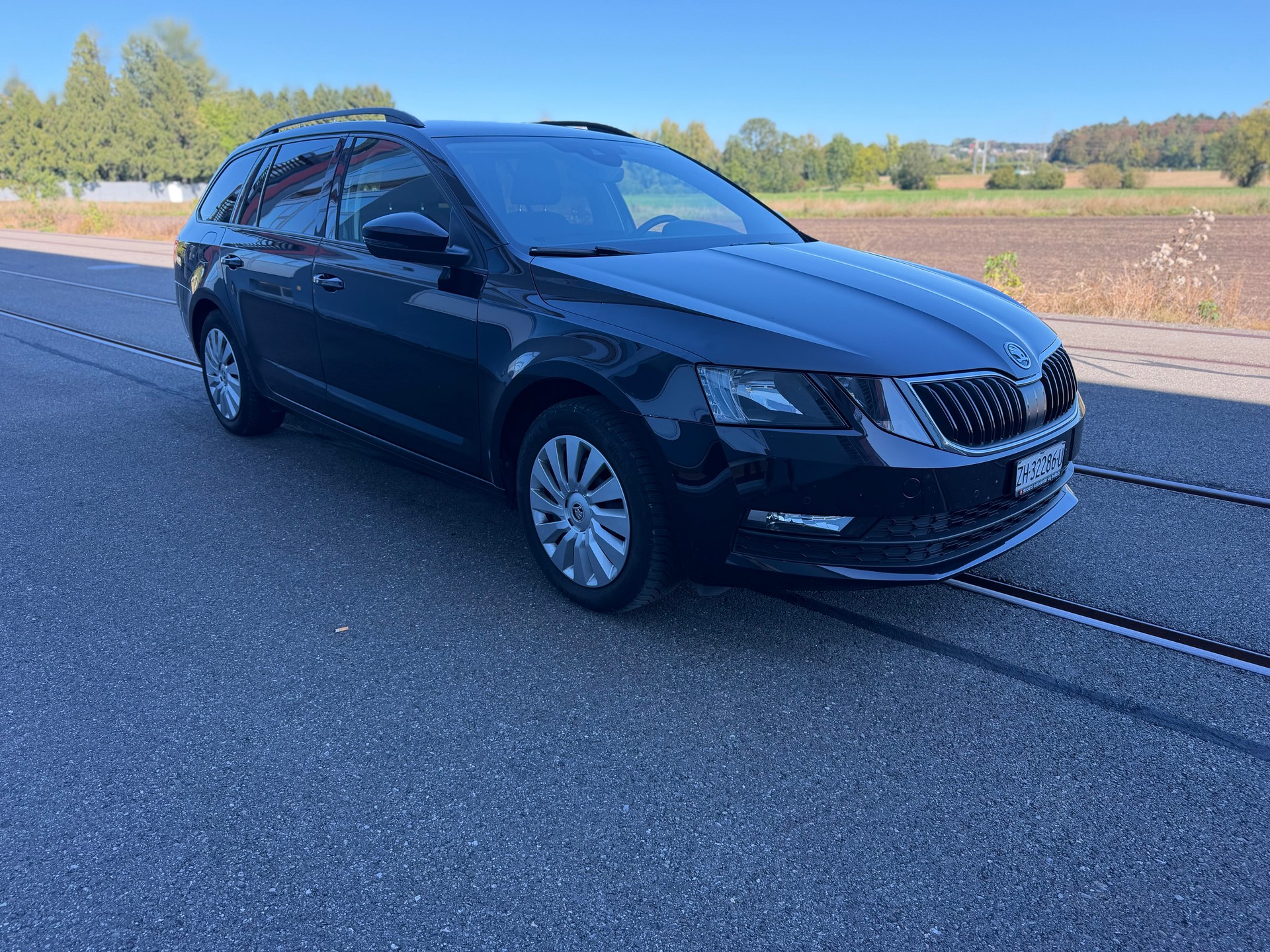 SKODA Octavia Combi 1.5 TSI Style DSG-image-2