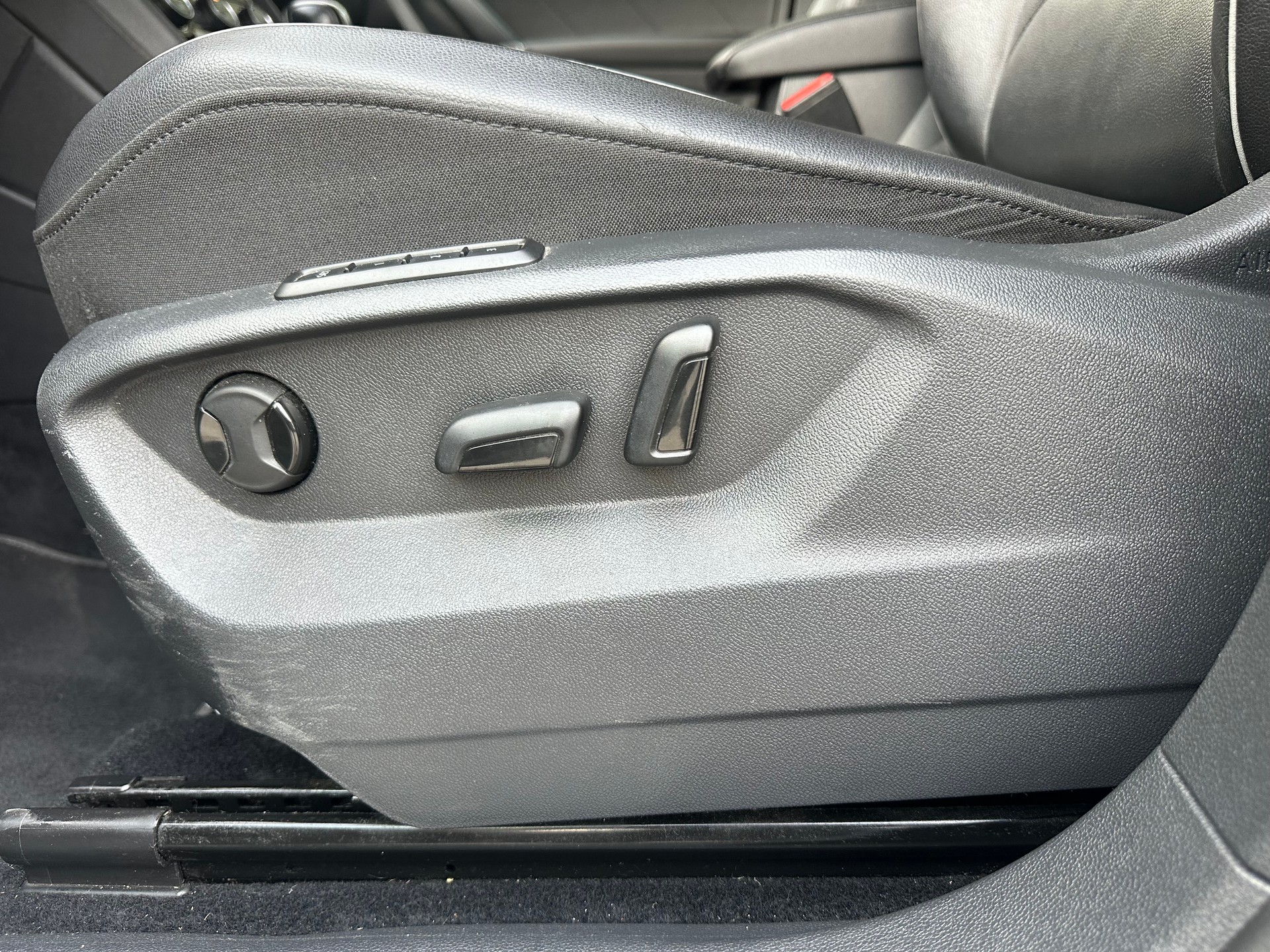 VW Tiguan Allspace 2.0TSI Highline 4Motion DSG-image-13
