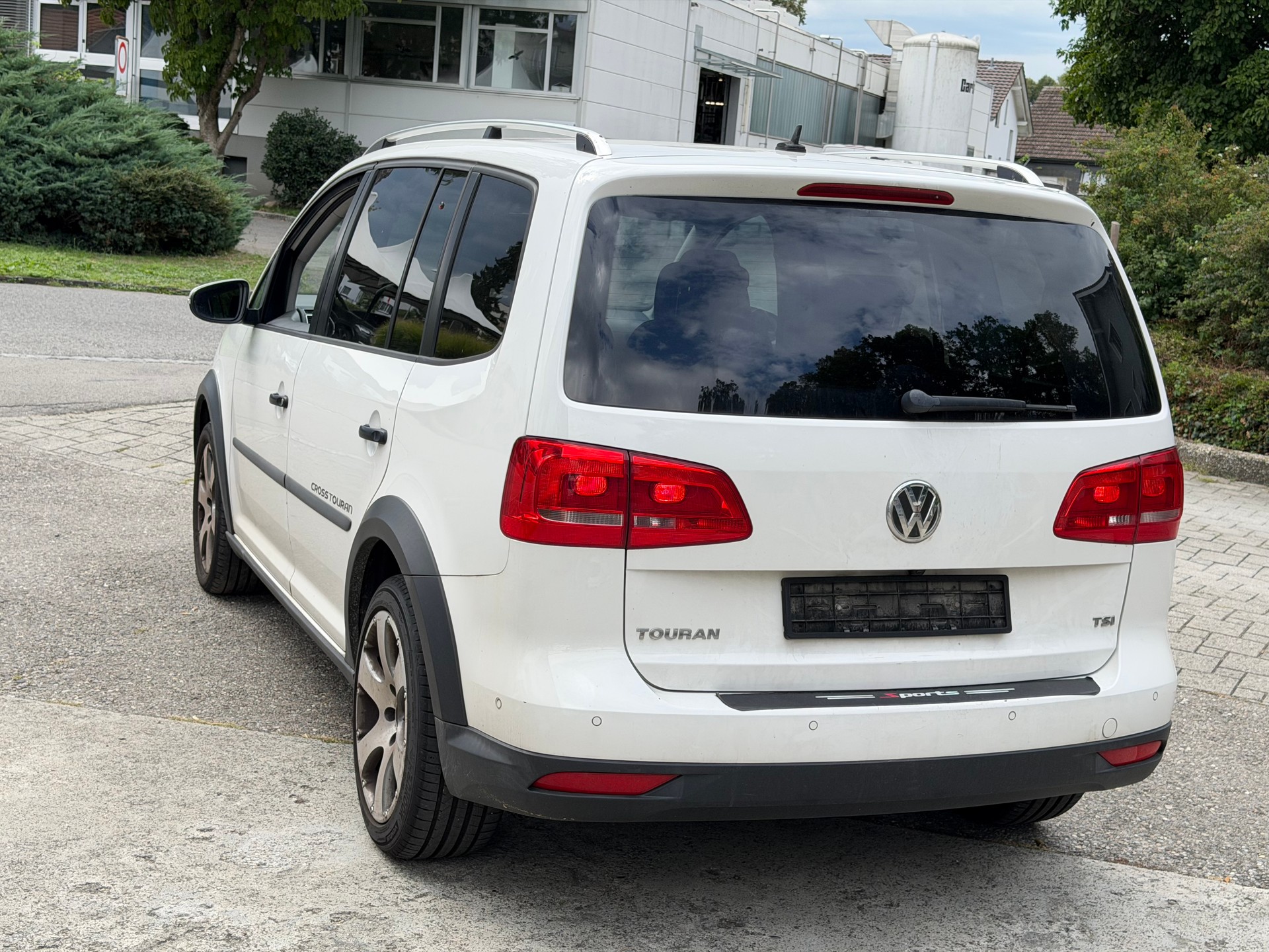 VW CrossTouran 1.4 TSI DSG-image-4