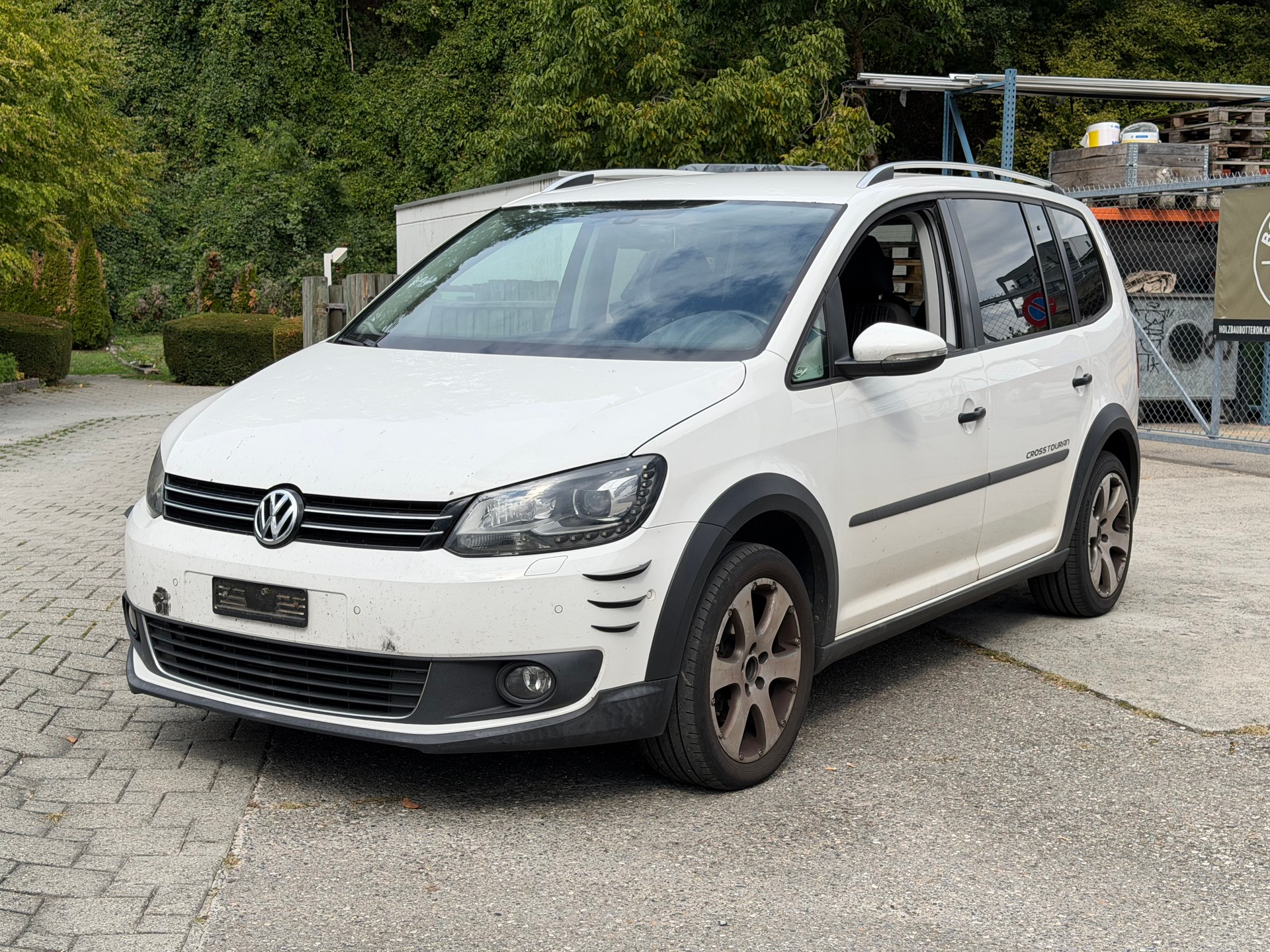 VW CrossTouran 1.4 TSI DSG-image-6