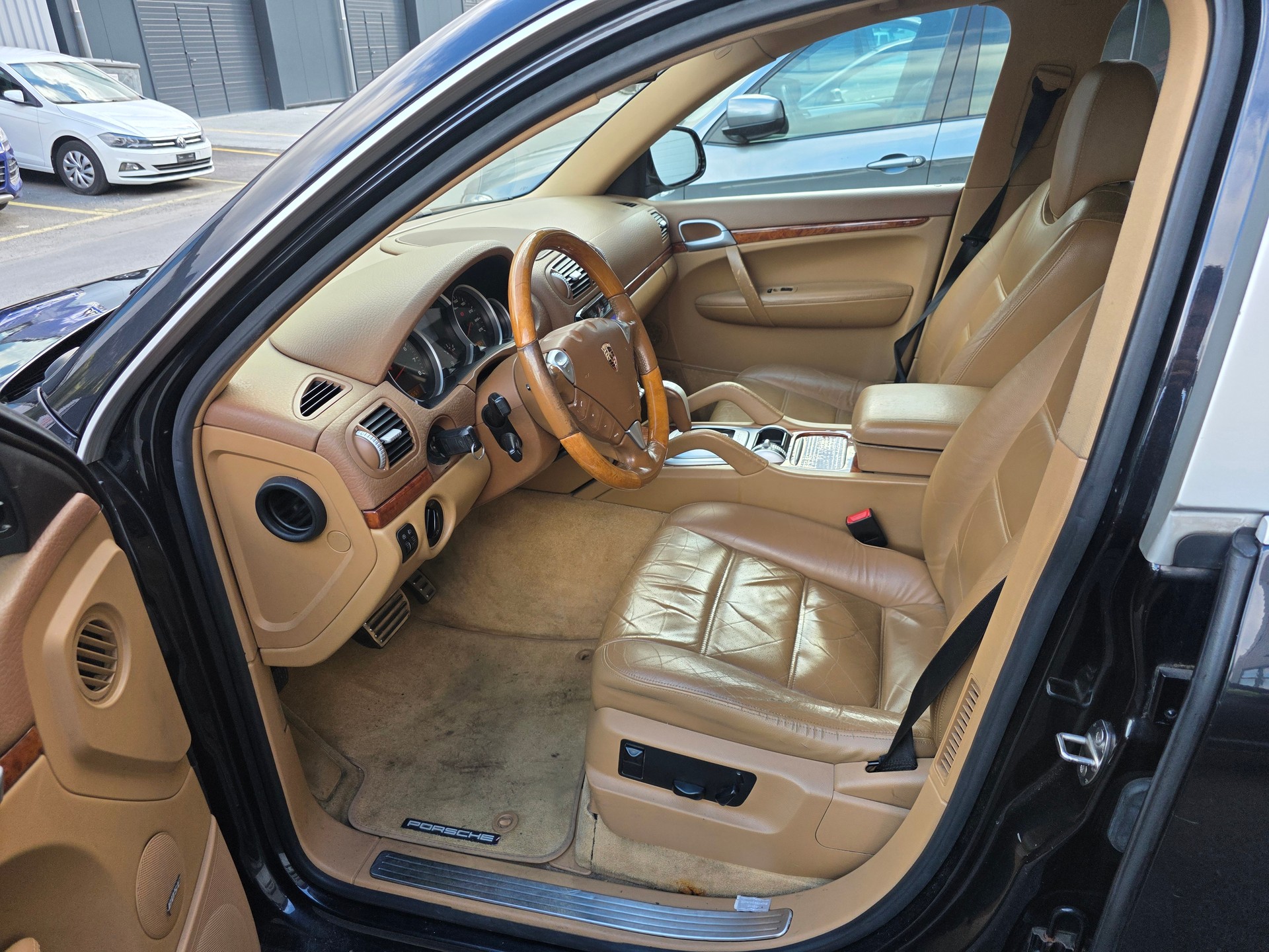 PORSCHE Cayenne S-image-5