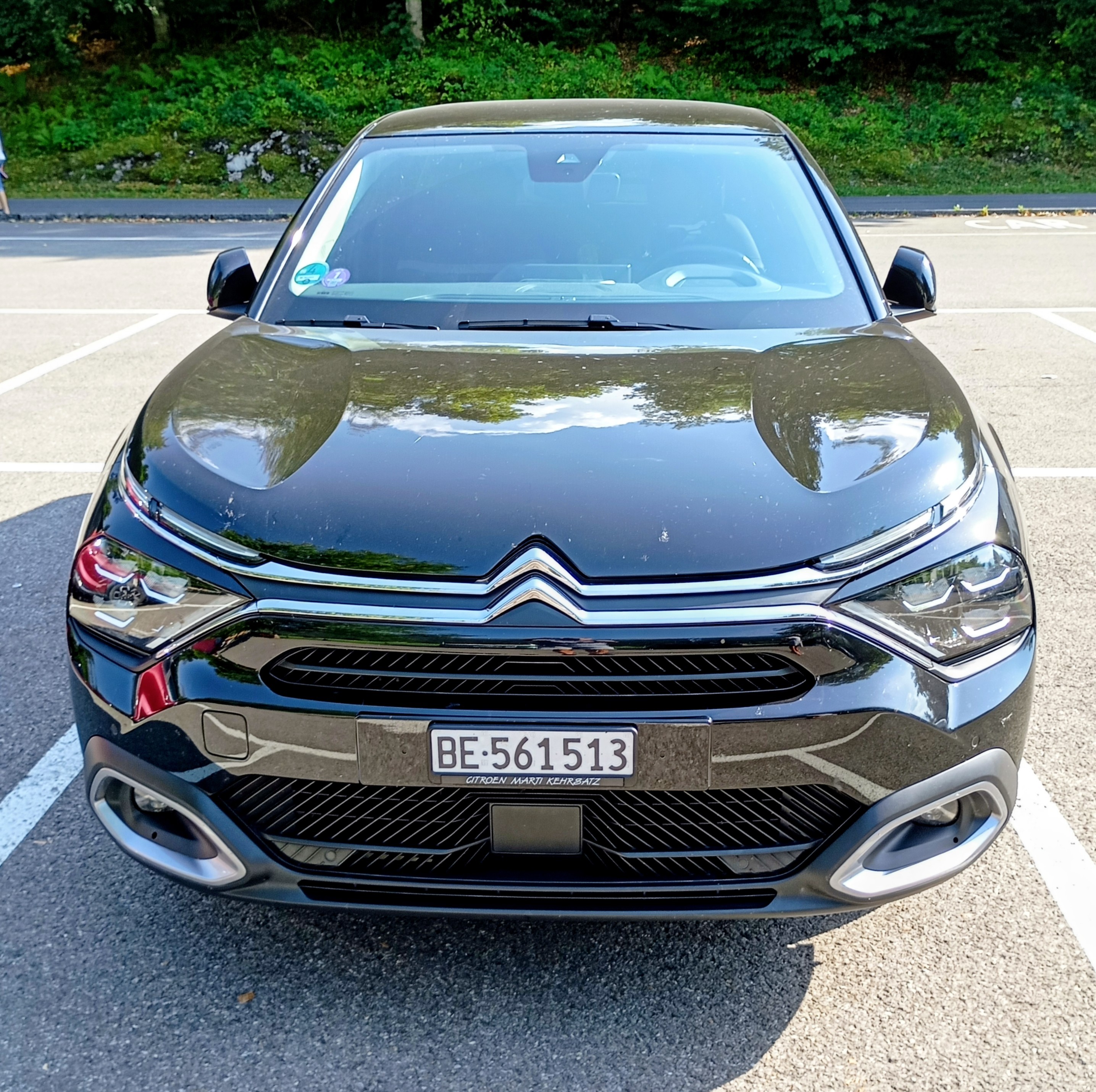 Car photo