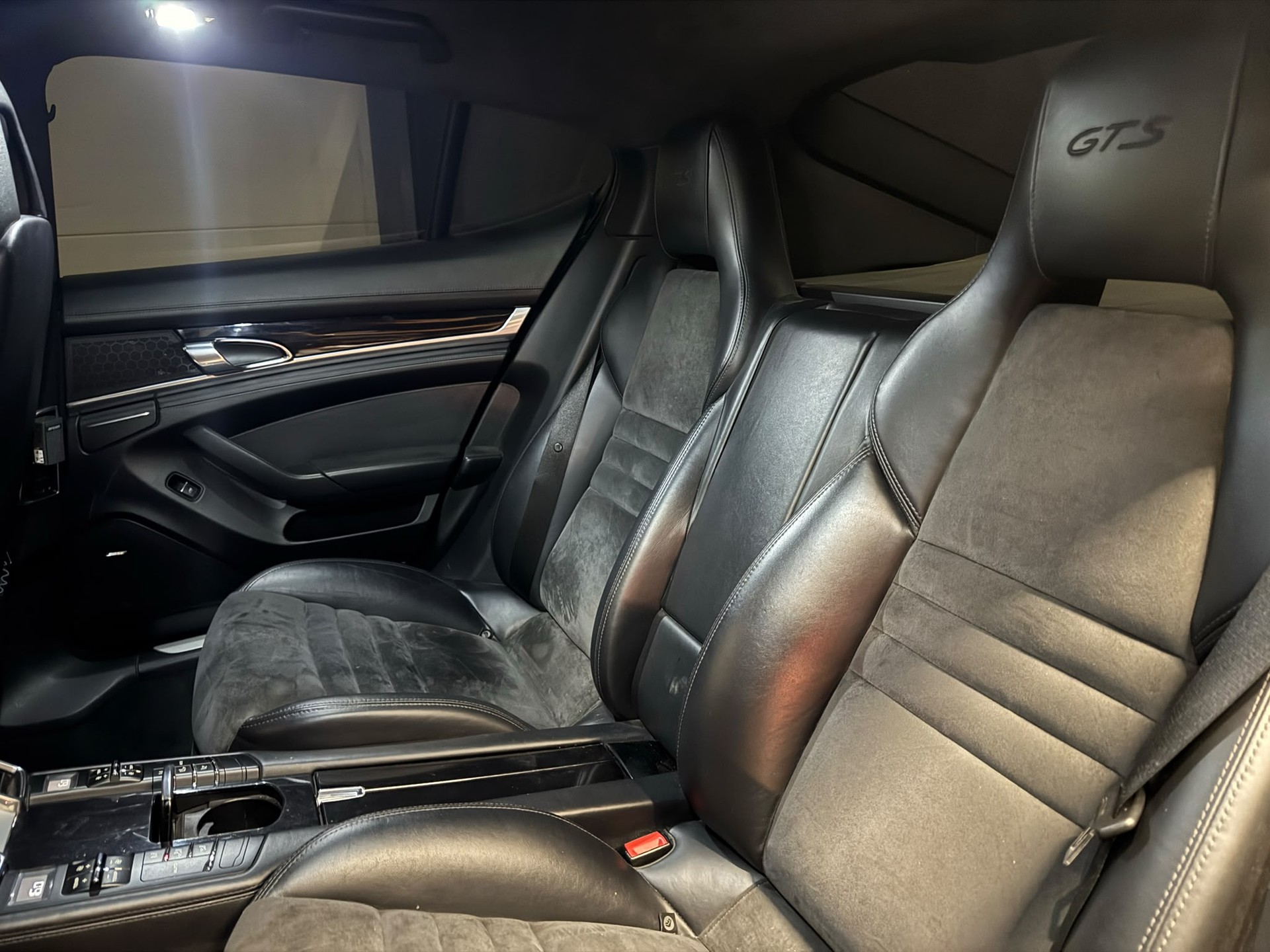 PORSCHE Panamera 4.8 V8 GTS PDK FACELIFT-image-14