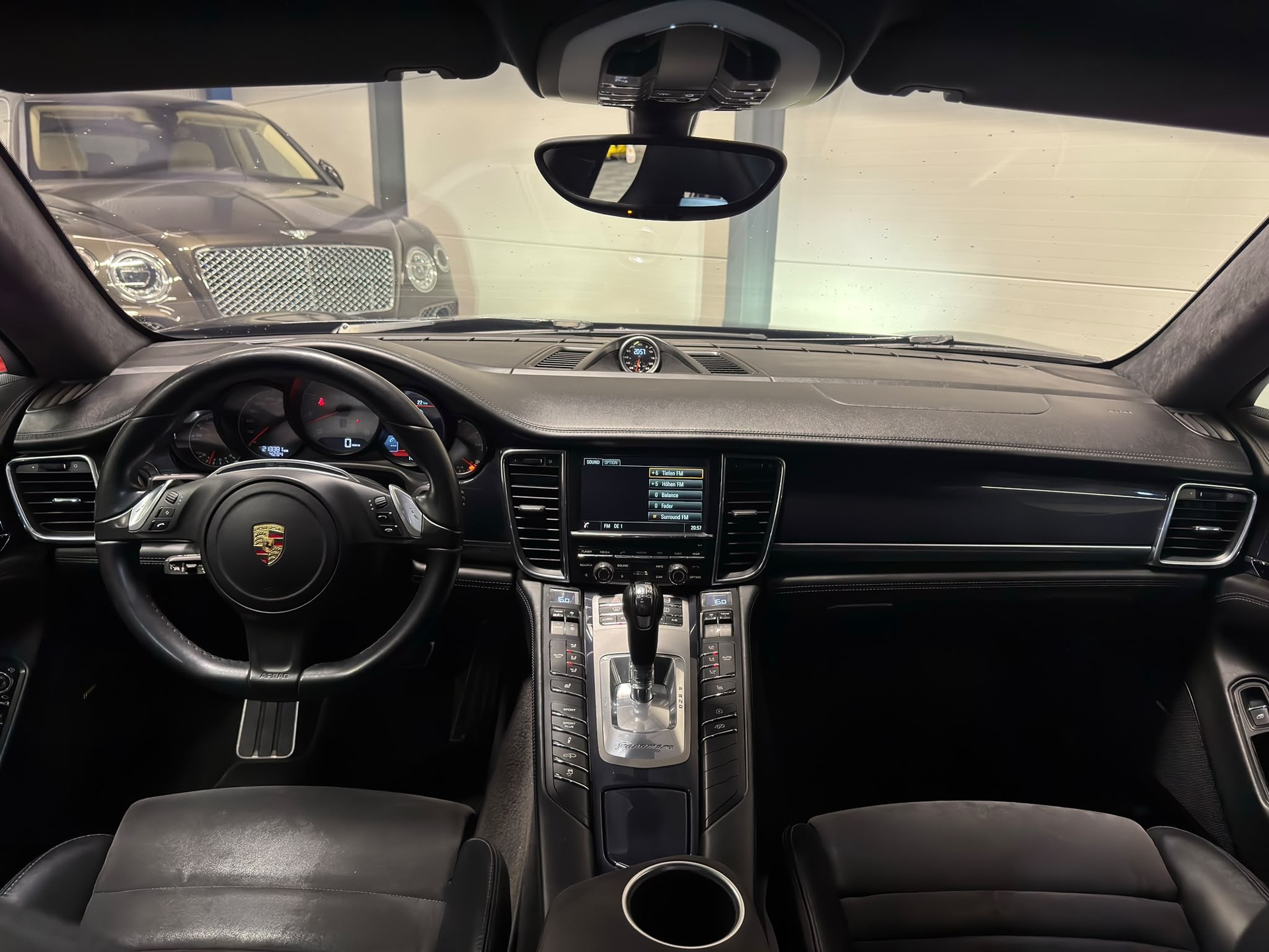PORSCHE Panamera 4.8 V8 GTS PDK FACELIFT-image-7