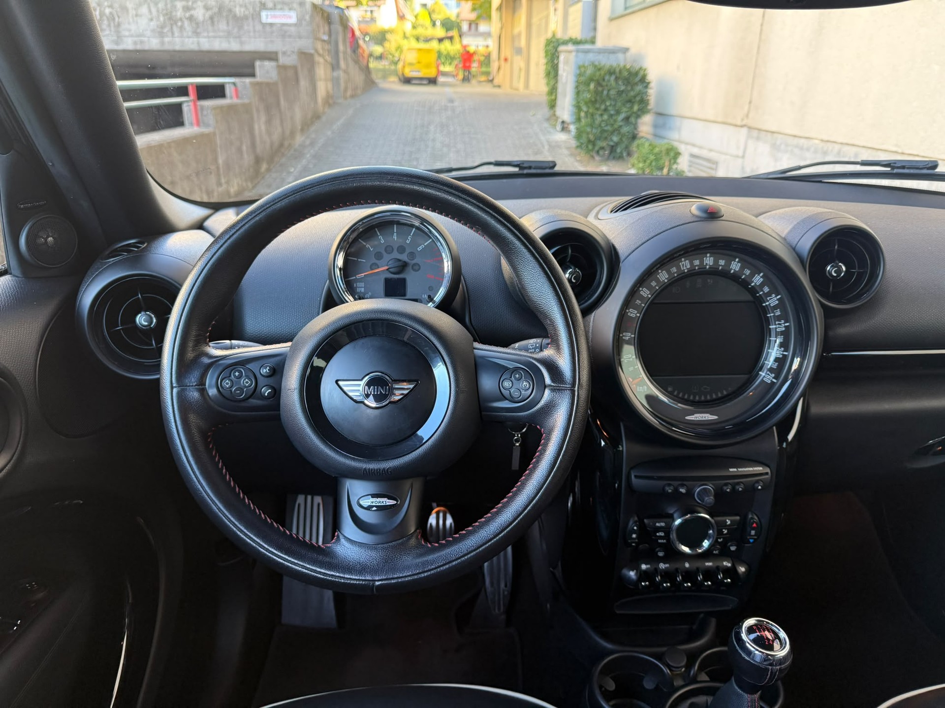MINI Countryman John Cooper Works ALL4-image-10