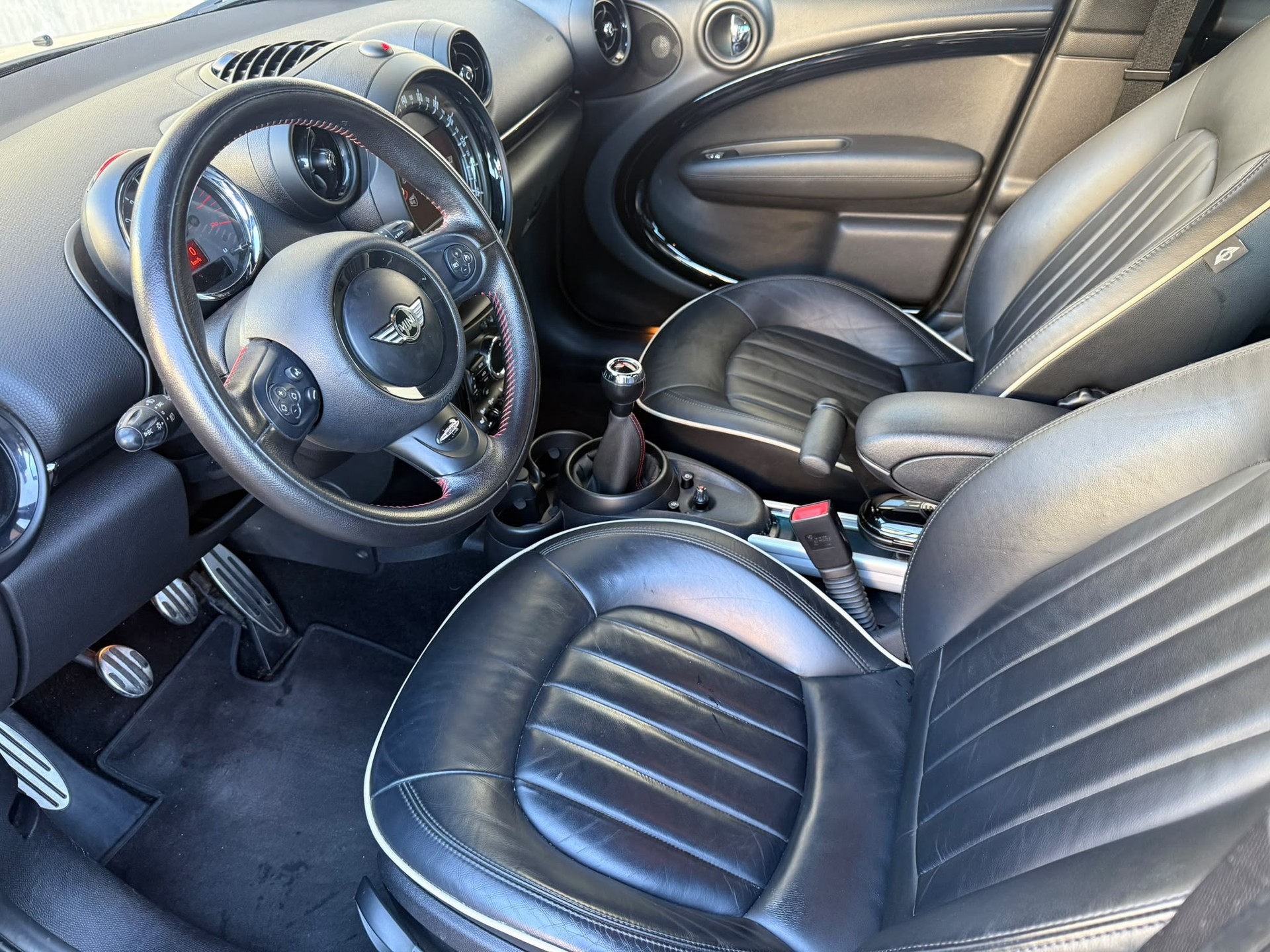 MINI Countryman John Cooper Works ALL4-image-8