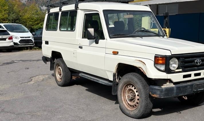 TOYOTA 4.2 D HZJ78-image-4