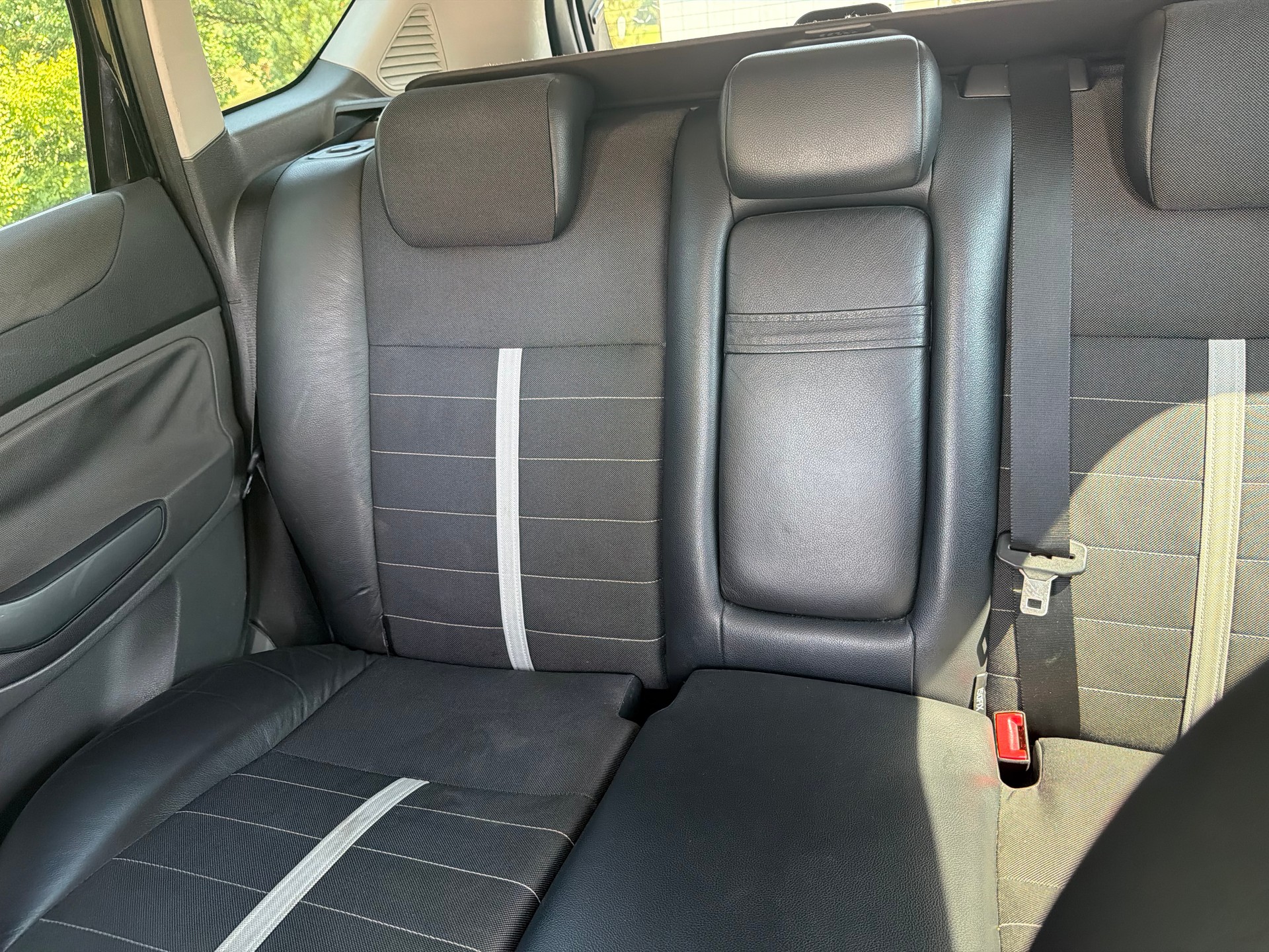 FORD Kuga 2.0 TDCi Carving 4WD-image-6