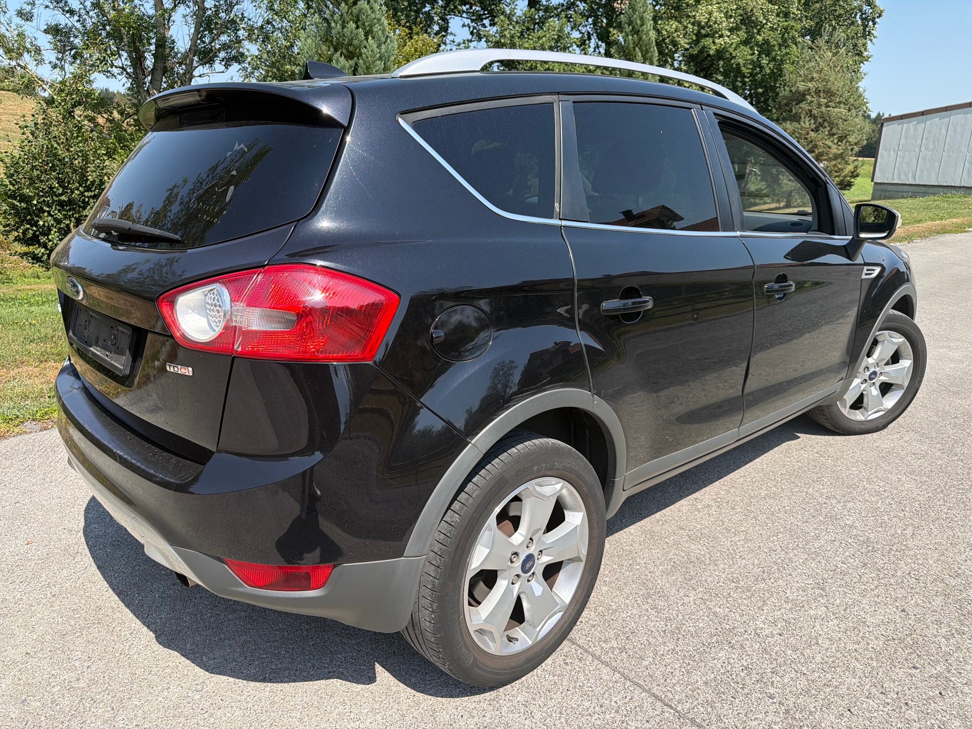 FORD Kuga 2.0 TDCi Carving 4WD-image-3