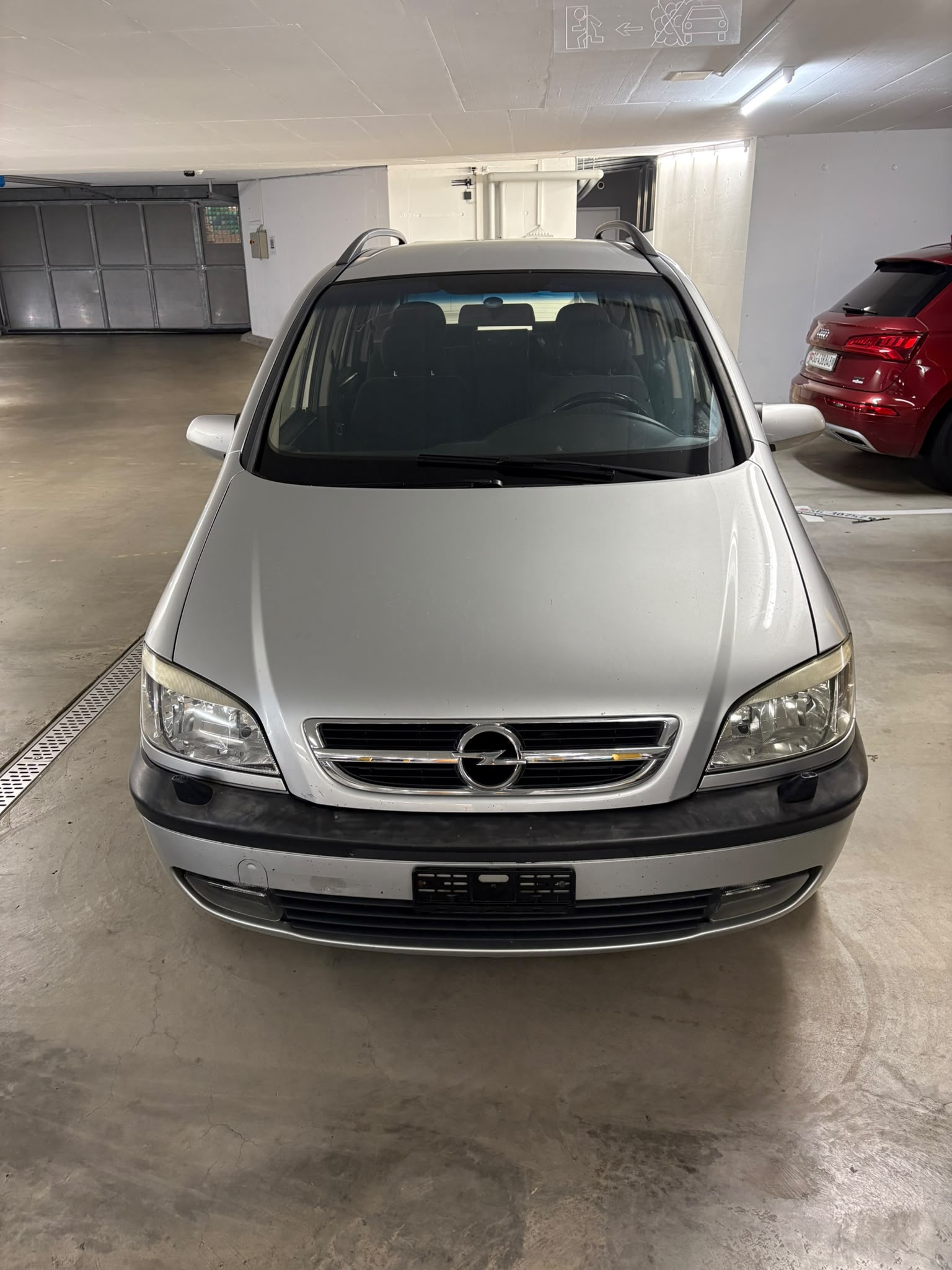 OPEL Zafira 2.2i 16V Elegance-image-0