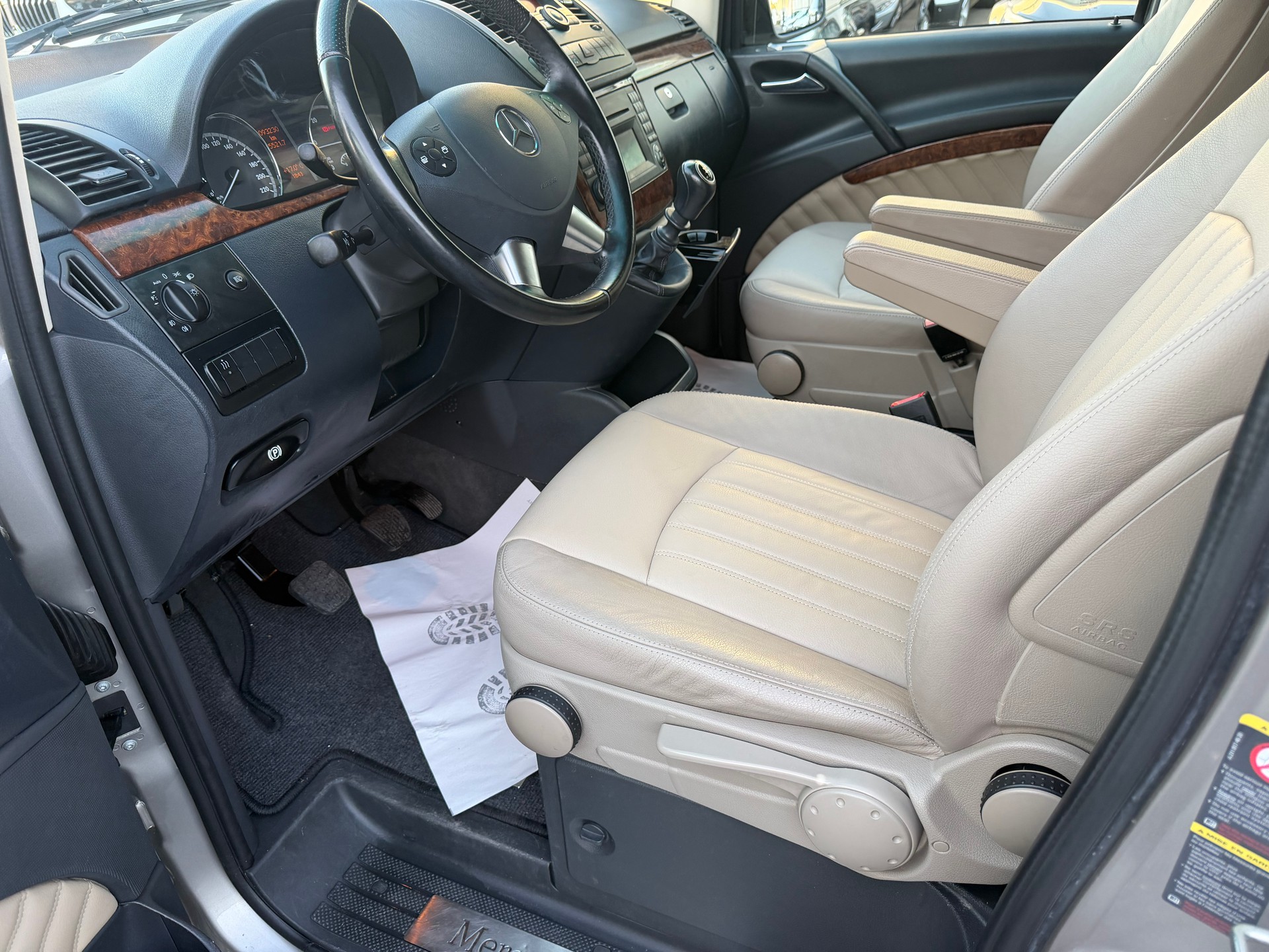 MERCEDES-BENZ Viano 2.2 CDI Blue Efficiency Ambiente-image-7