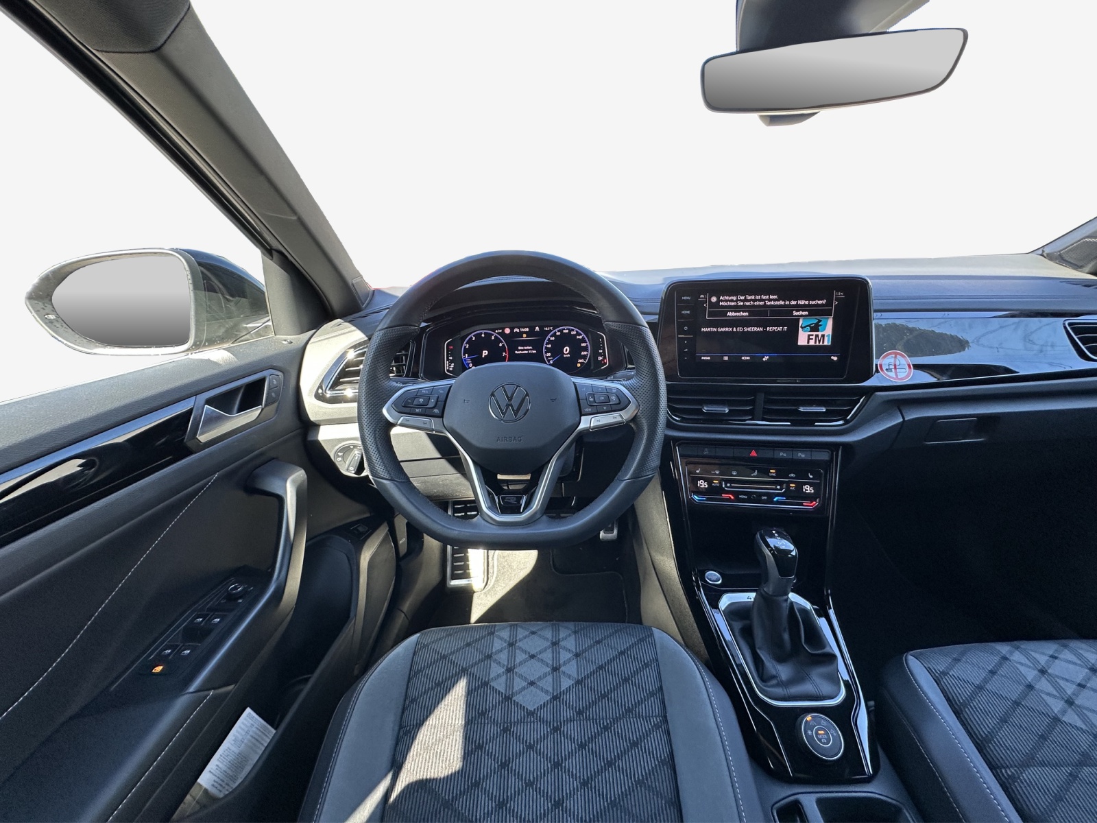 VW T-Roc 2.0 TSI R-Line DSG 4Motion-image-10