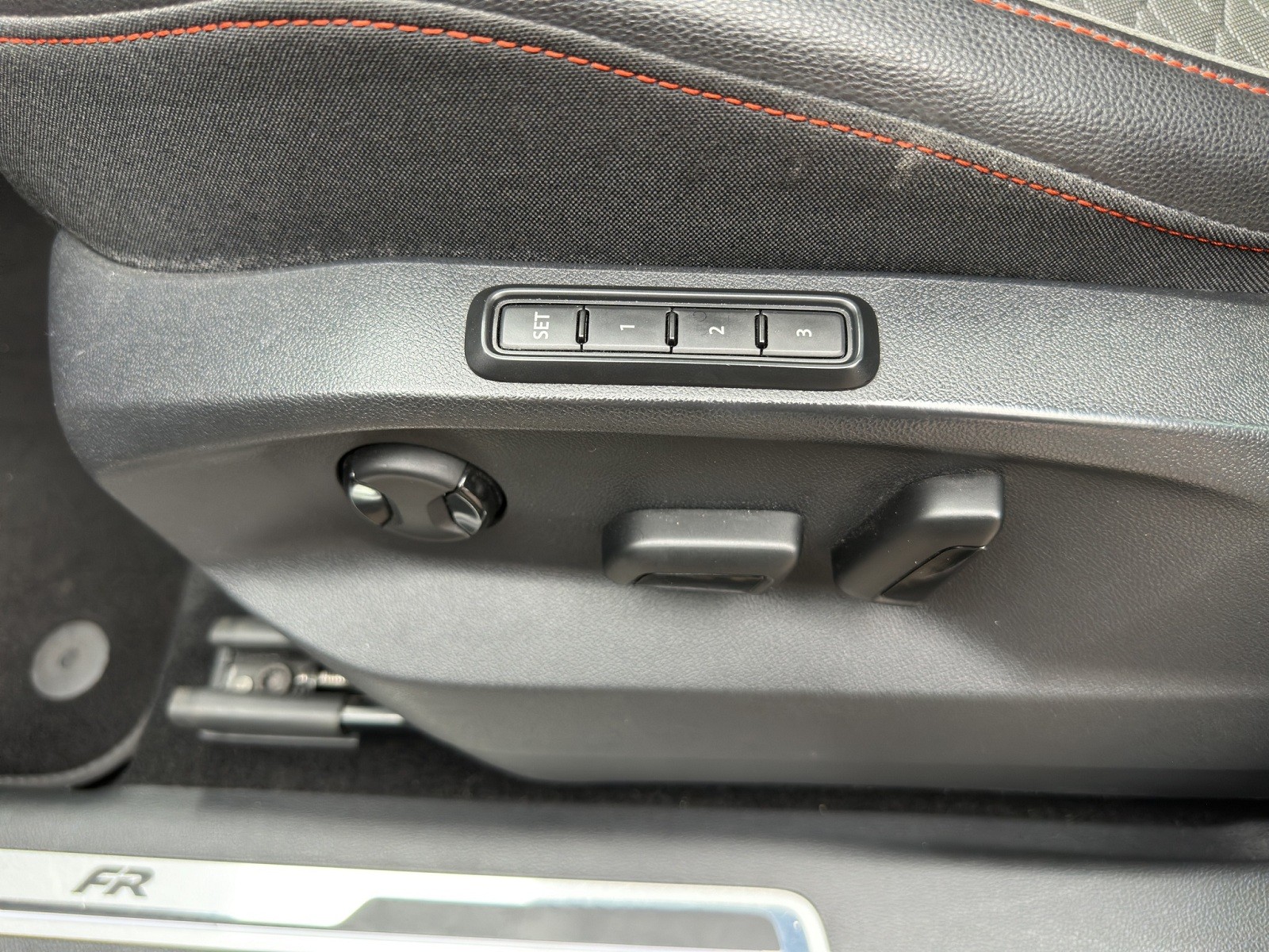 SEAT Tarraco 2.0 TDI 4Drive Hola FR DSG-image-21