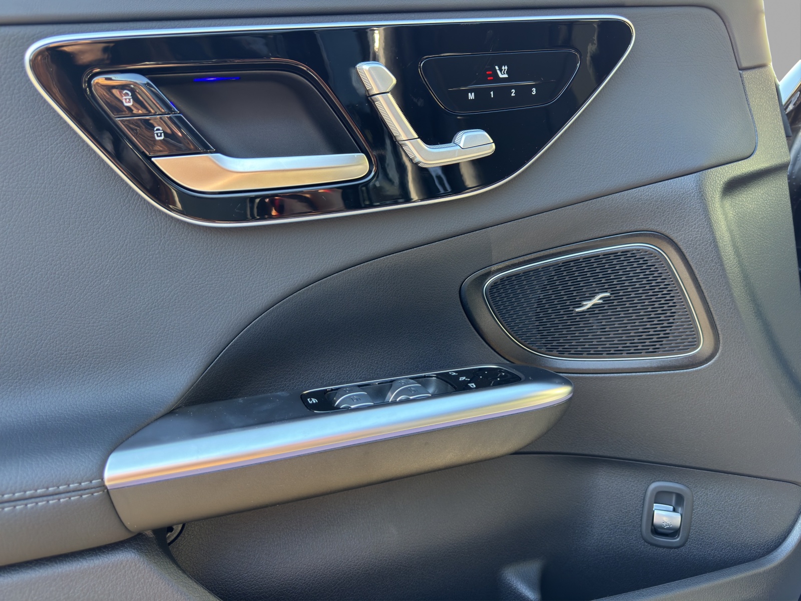 MERCEDES-BENZ C 220 d T 4 Matic Swiss Star-image-12