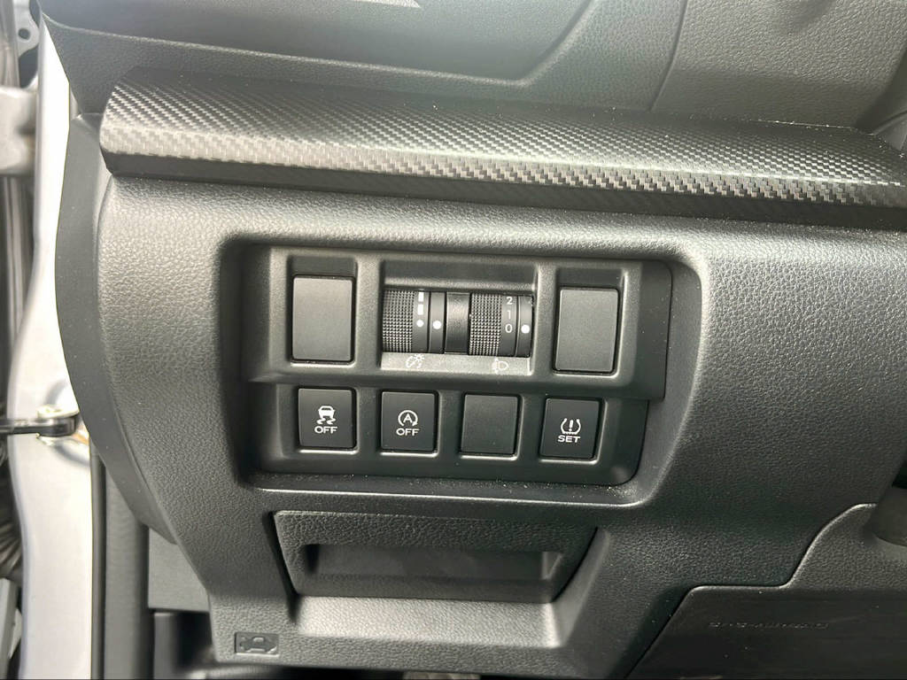 SUBARU XV 1.6i Advantage-image-16