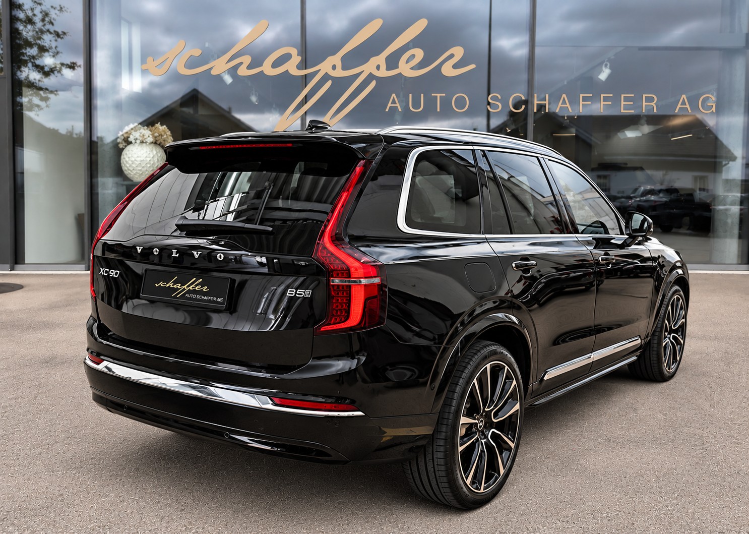 VOLVO XC90 B5 Benzin Mild Hybrid AWD Ultra Bright Geartronic *Bowers&Wilkins*-image-2