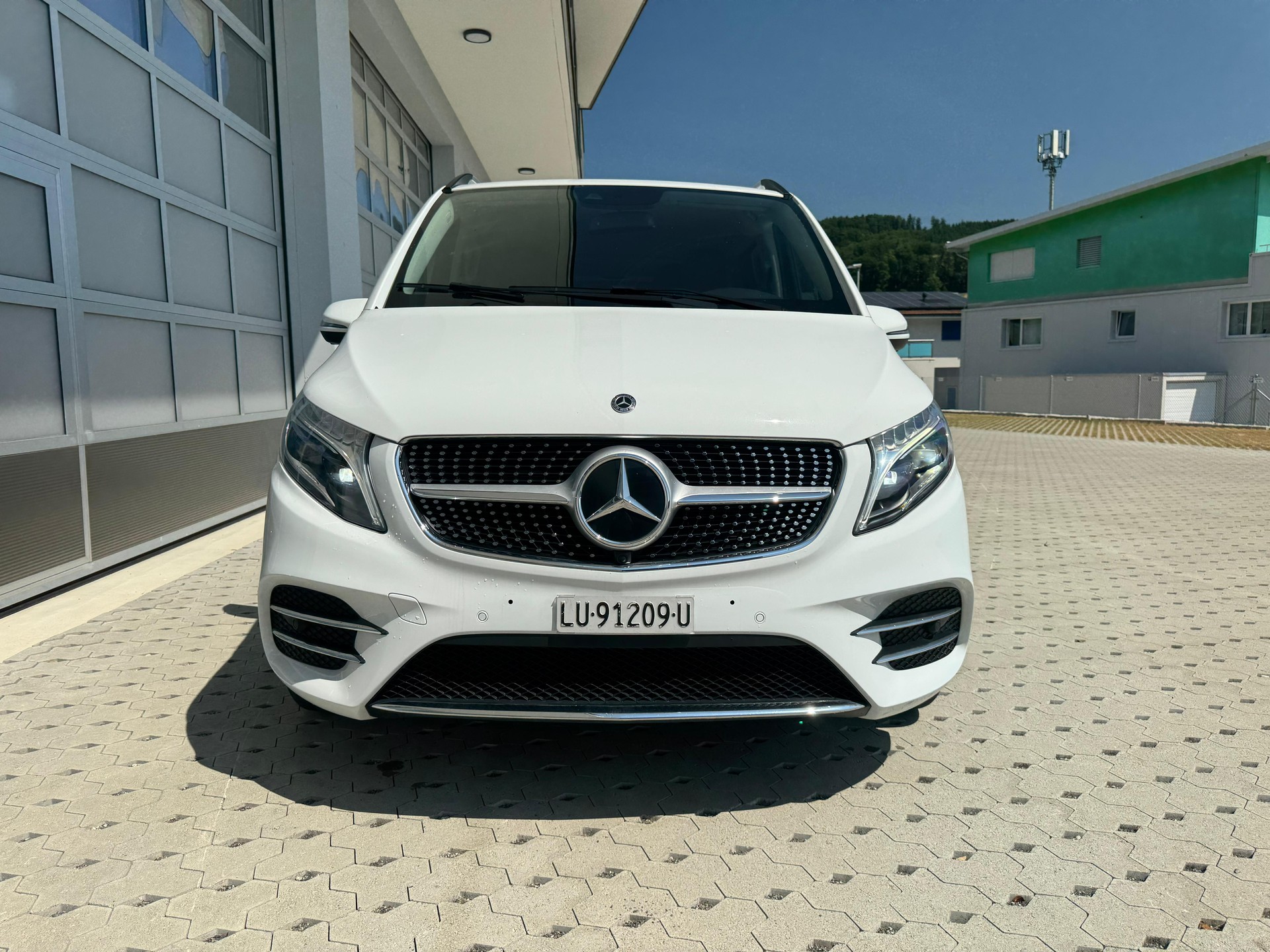 MERCEDES-BENZ V 250 d Edition Lang AMG-Line 7G-Tronic-image-1