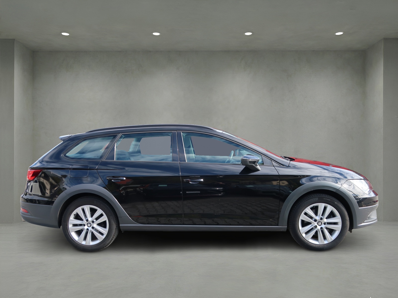 SEAT Leon ST 1.8 TSI X-Perience 4Drive DSG-showroom-element-3