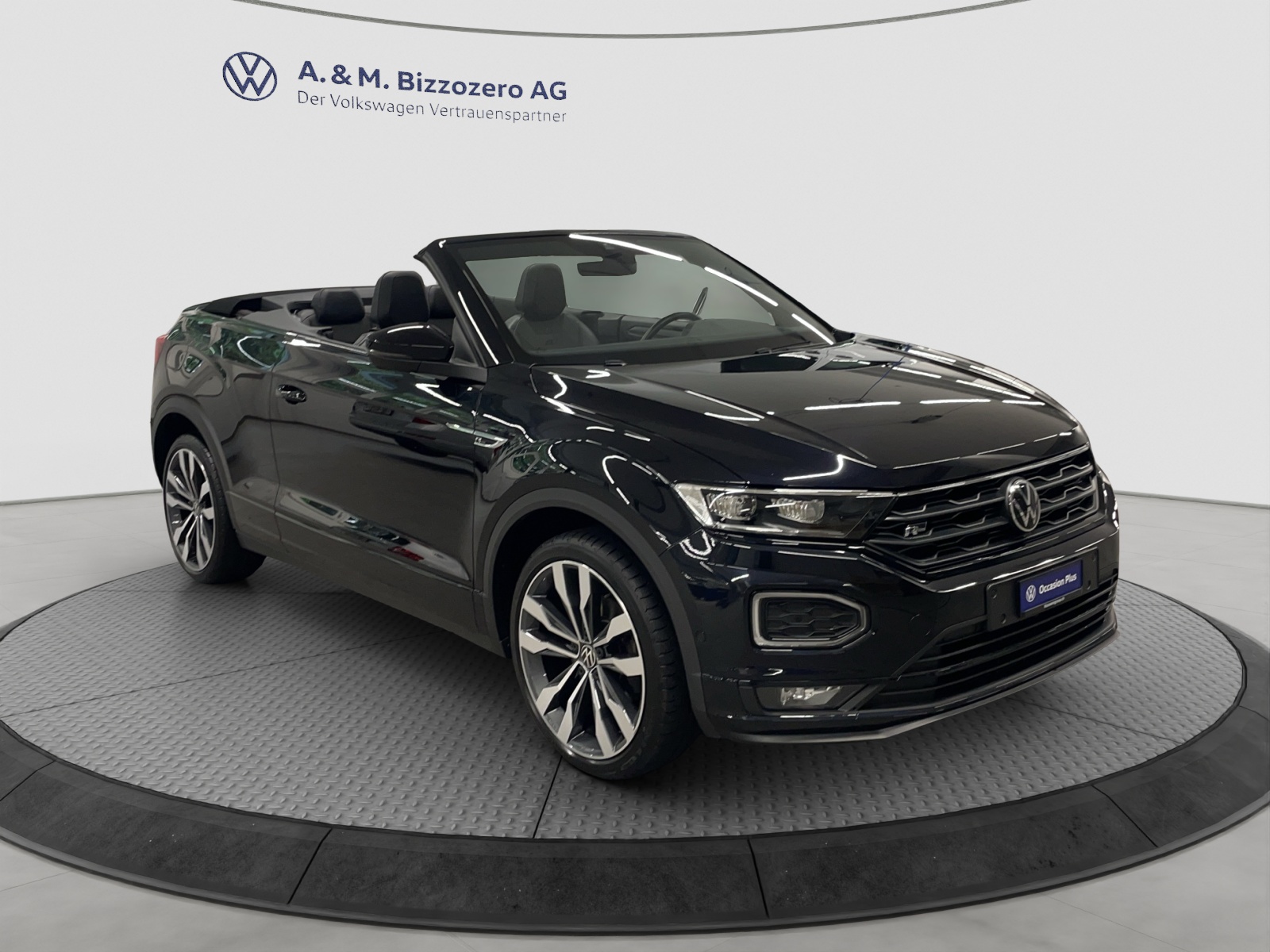 VW T-Roc Cabriolet 1.5 TSI EVO Black & White DSG-image-6