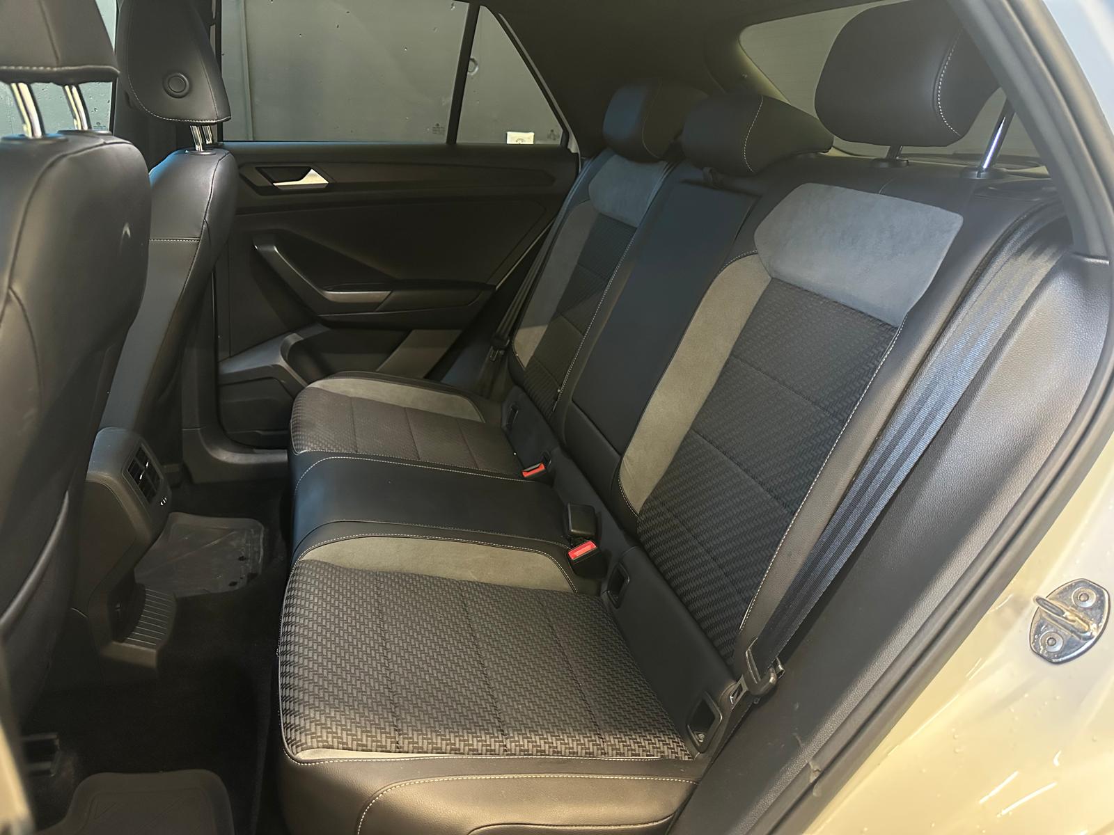 VW T-Roc 2.0 TSI Advance DSG 4Motion-image-10