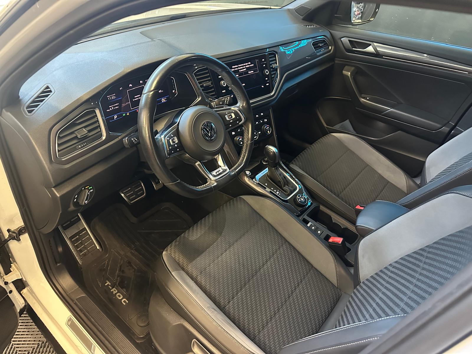 VW T-Roc 2.0 TSI Advance DSG 4Motion-image-1