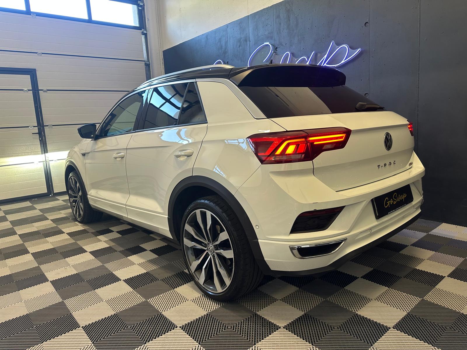 VW T-Roc 2.0 TSI Advance DSG 4Motion-image-3