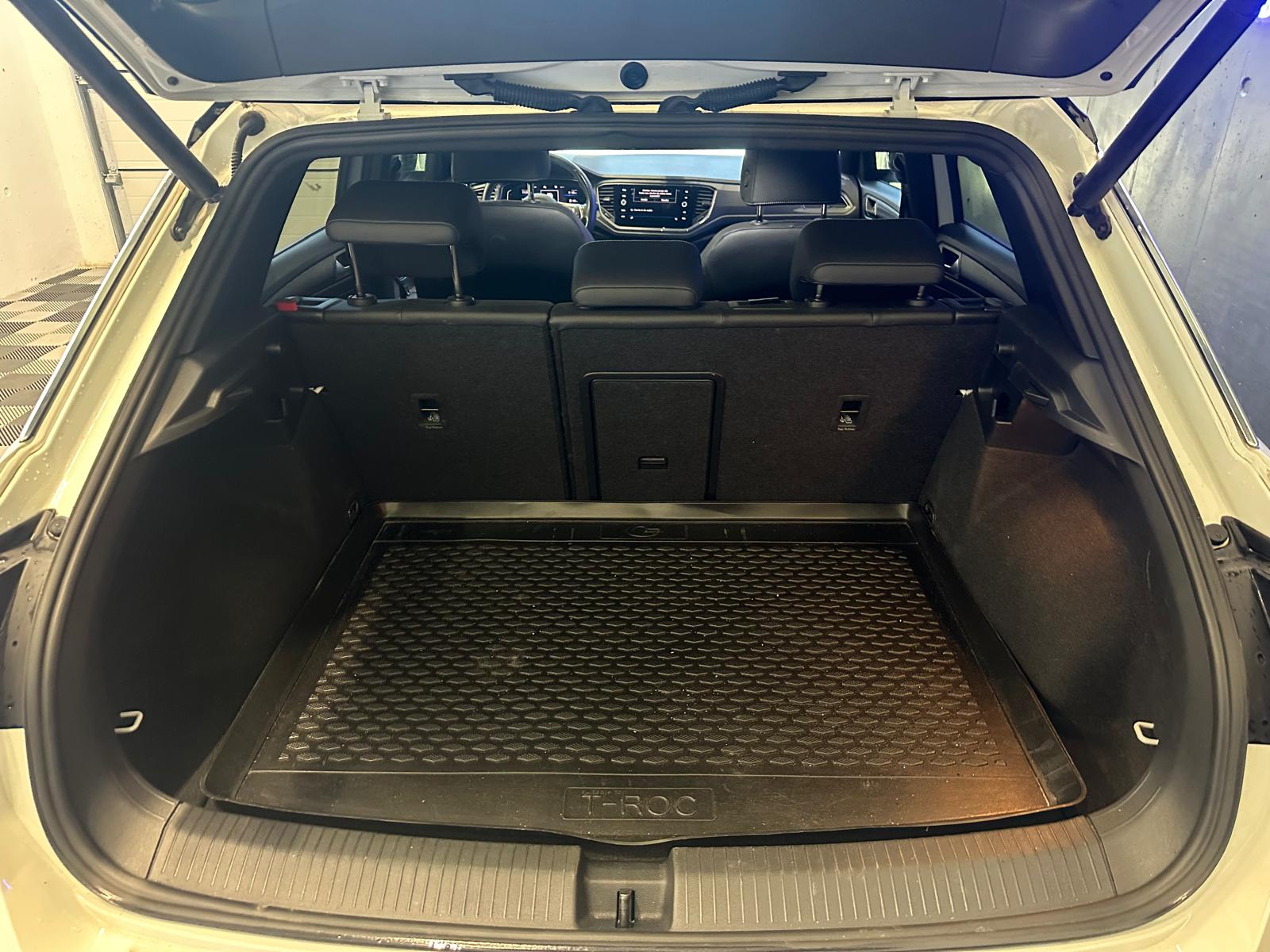 VW T-Roc 2.0 TSI Advance DSG 4Motion-image-25