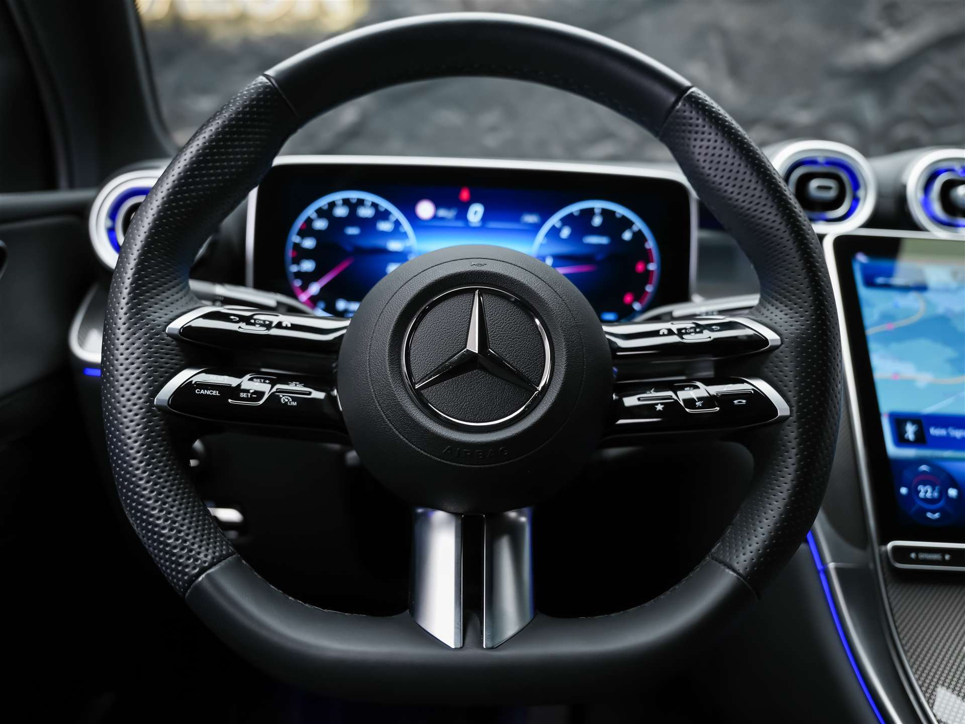 MERCEDES-BENZ GLC Coupé 220 d 4Matic AMG Line 9G-Tronic *Werksgarantie*21" Felgen*360° Kamera*AHK*-image-26