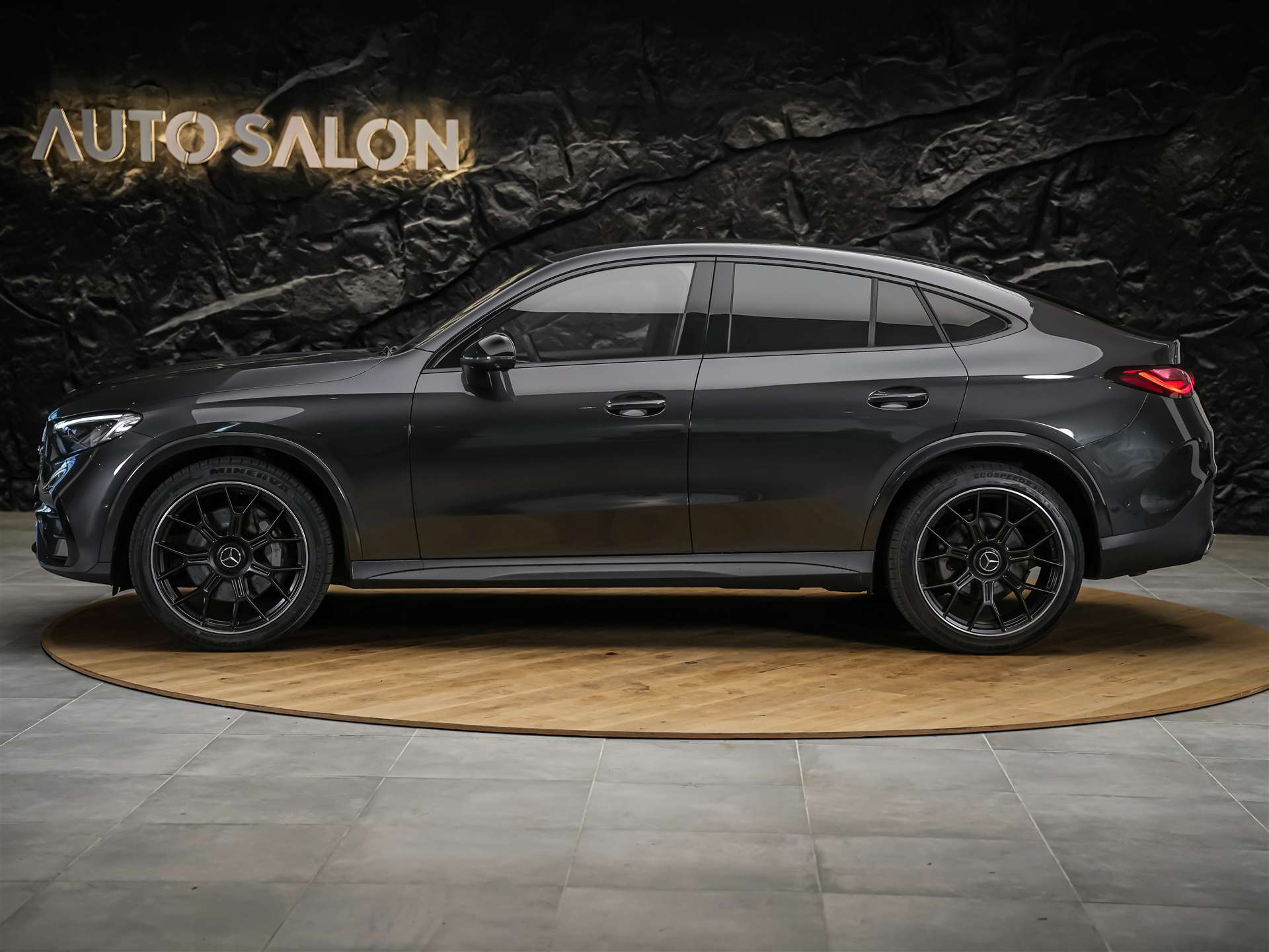 MERCEDES-BENZ GLC Coupé 220 d 4Matic AMG Line 9G-Tronic *Werksgarantie*21" Felgen*360° Kamera*AHK*-showroom-element-1