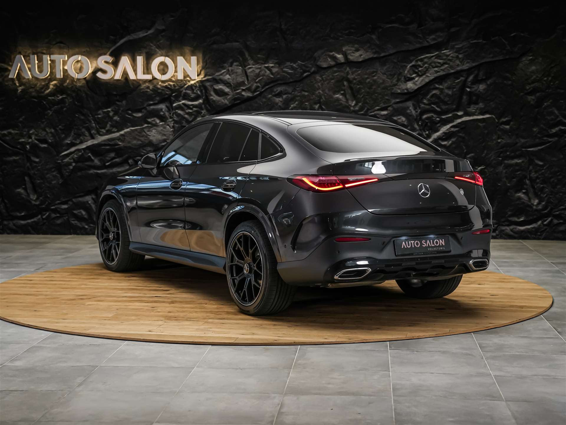 MERCEDES-BENZ GLC Coupé 220 d 4Matic AMG Line 9G-Tronic *Werksgarantie*21" Felgen*360° Kamera*AHK*-showroom-element-2