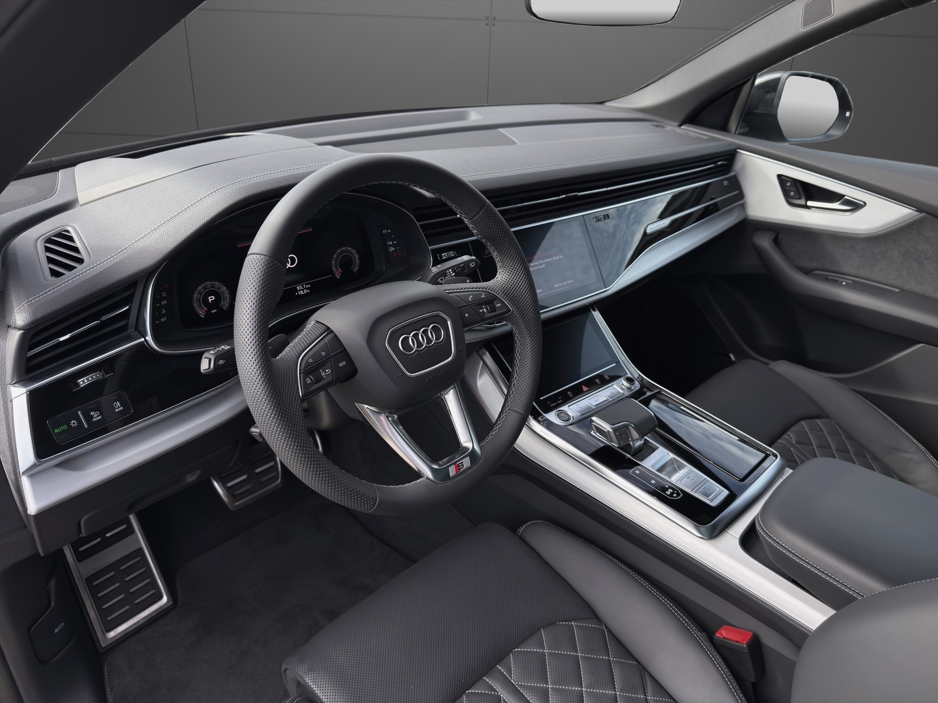 AUDI Q8 SUV 55 TFSI S Line quattro tiptronic-image-7