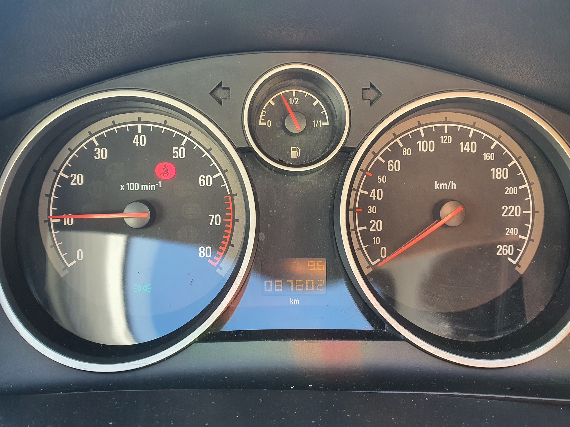 OPEL Astra 1.6i 16V TP Enjoy-image-8