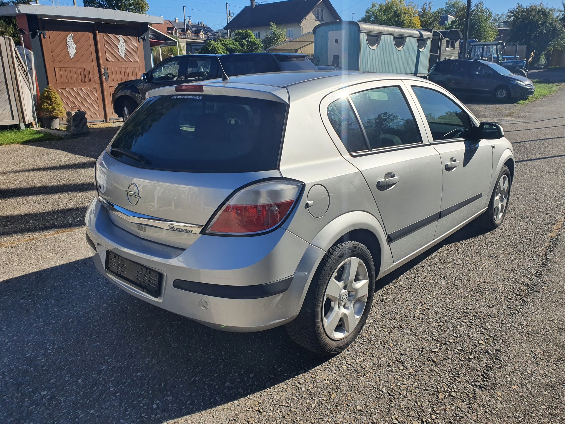 OPEL Astra 1.6i 16V TP Enjoy-image-3