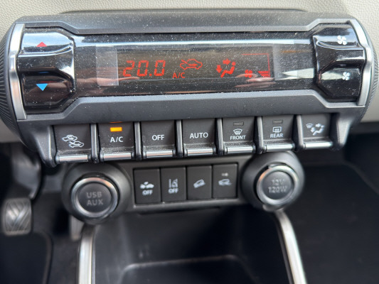 SUZUKI Ignis 1.2i Piz Su Top 4x4-image-10