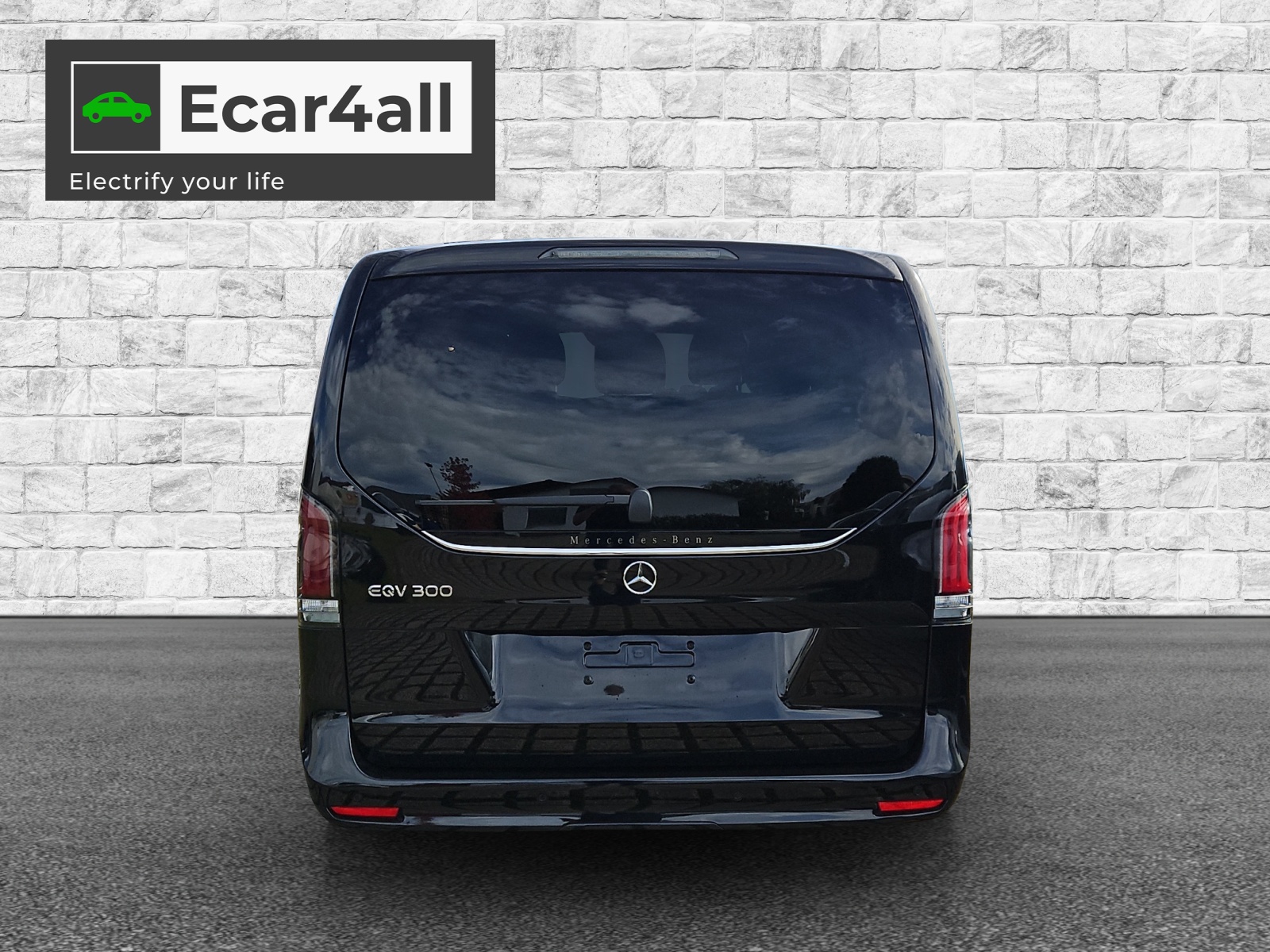 MERCEDES-BENZ EQV 300 lang-image-7