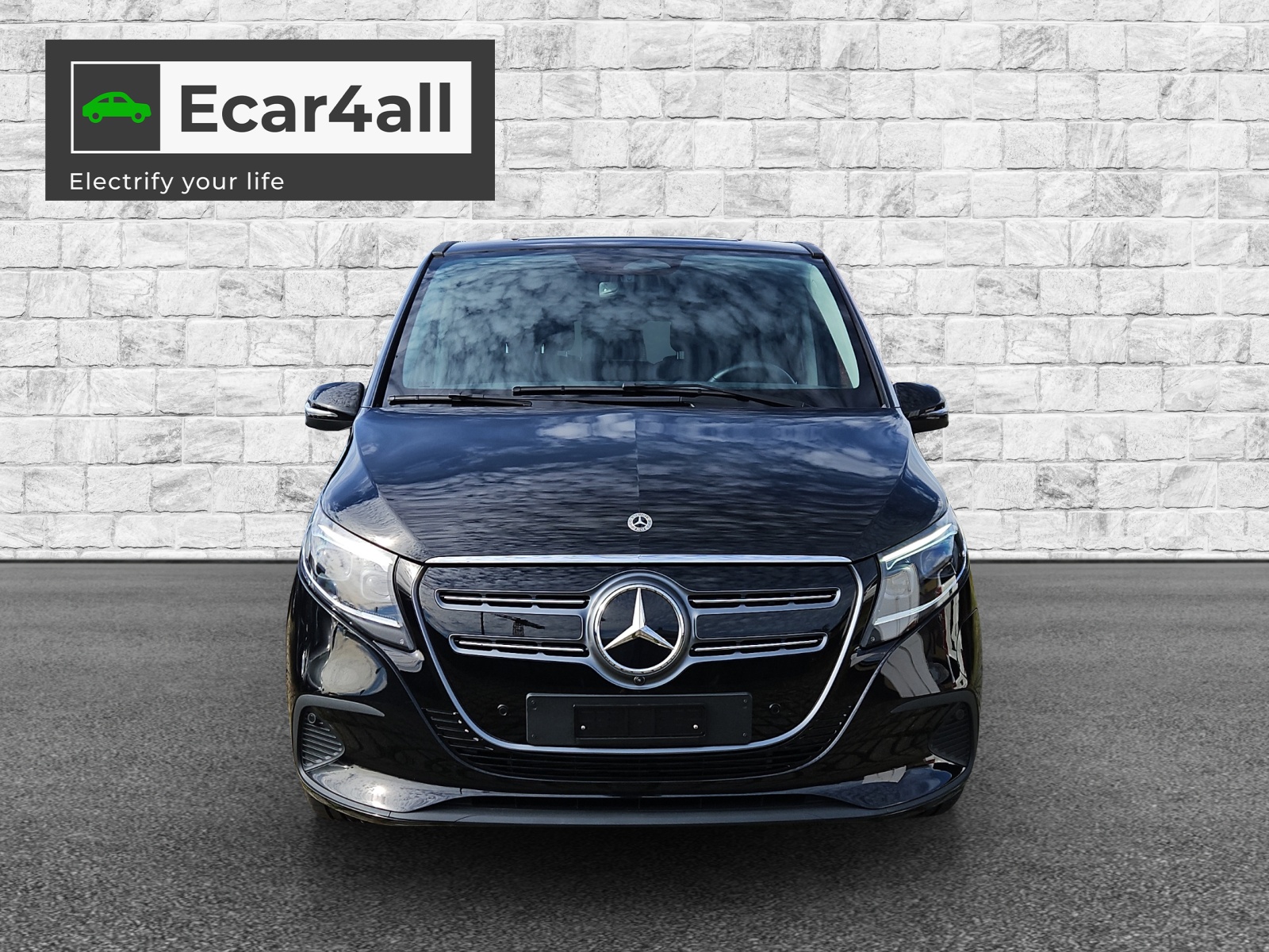 MERCEDES-BENZ EQV 300 lang-image-6