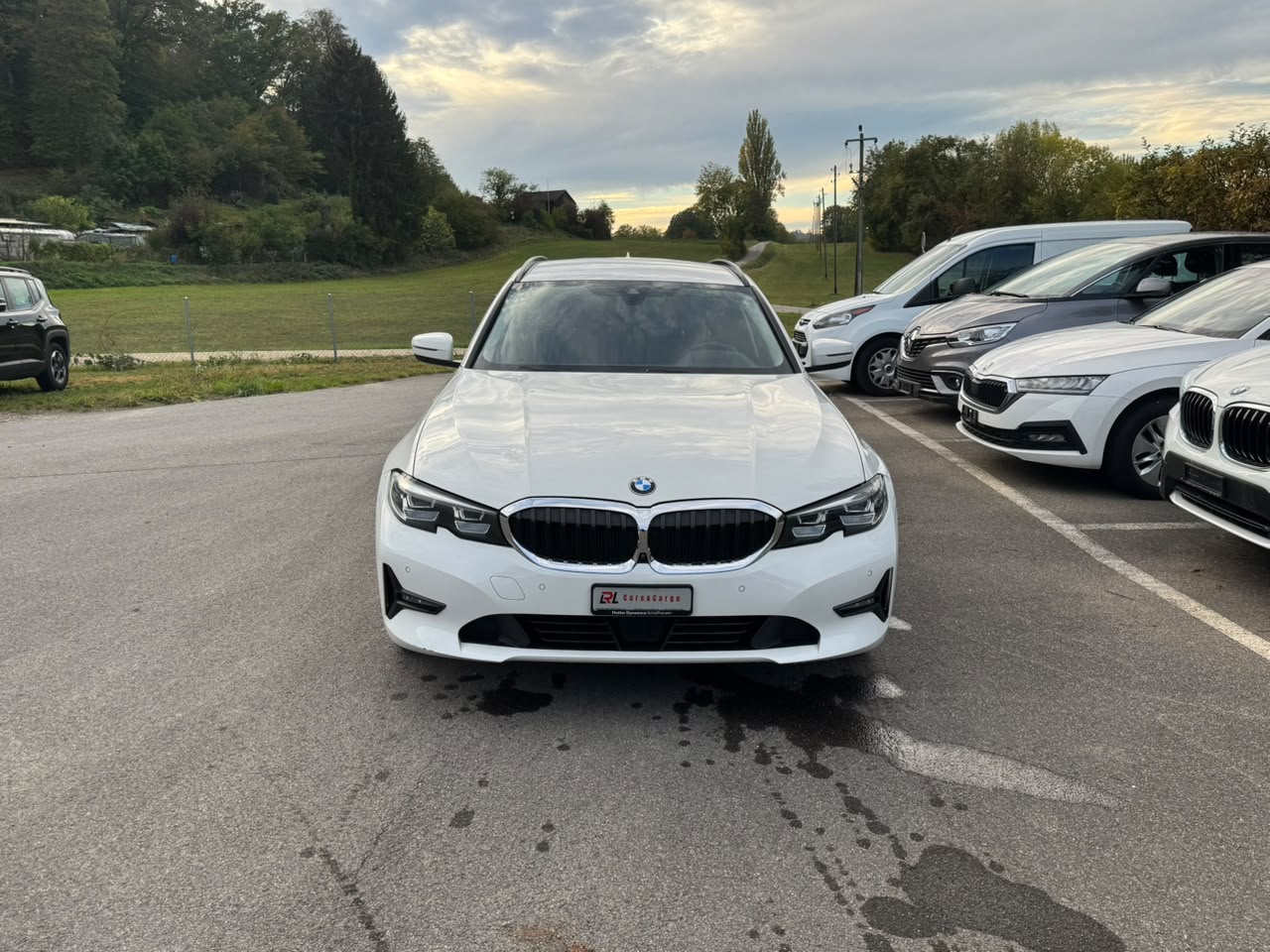 BMW 320d xDrive 48V Touring Steptronic-image-1